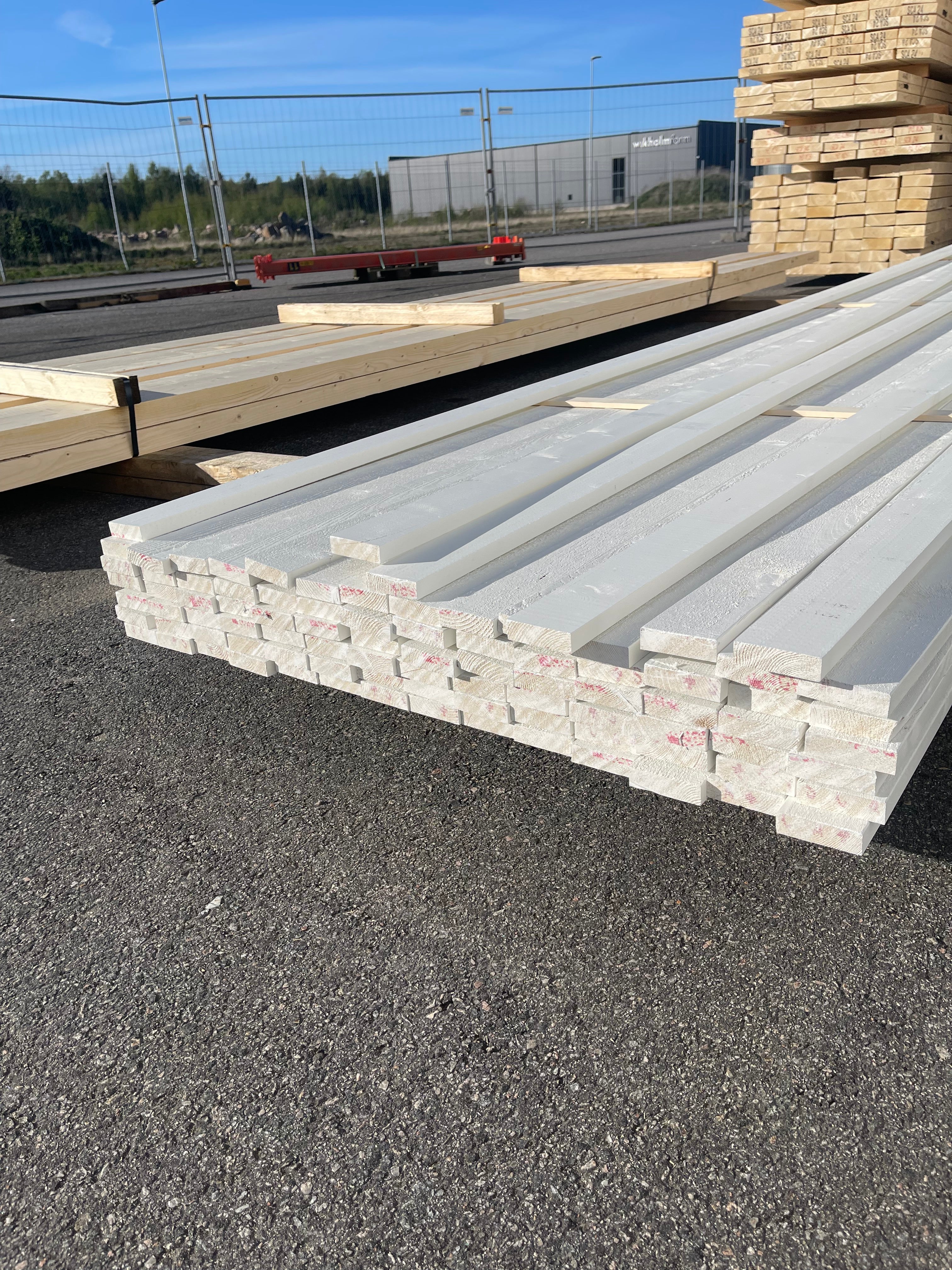 Paket Finsågad Panel Vit 21x70 mm – 4,80 m – 89 st