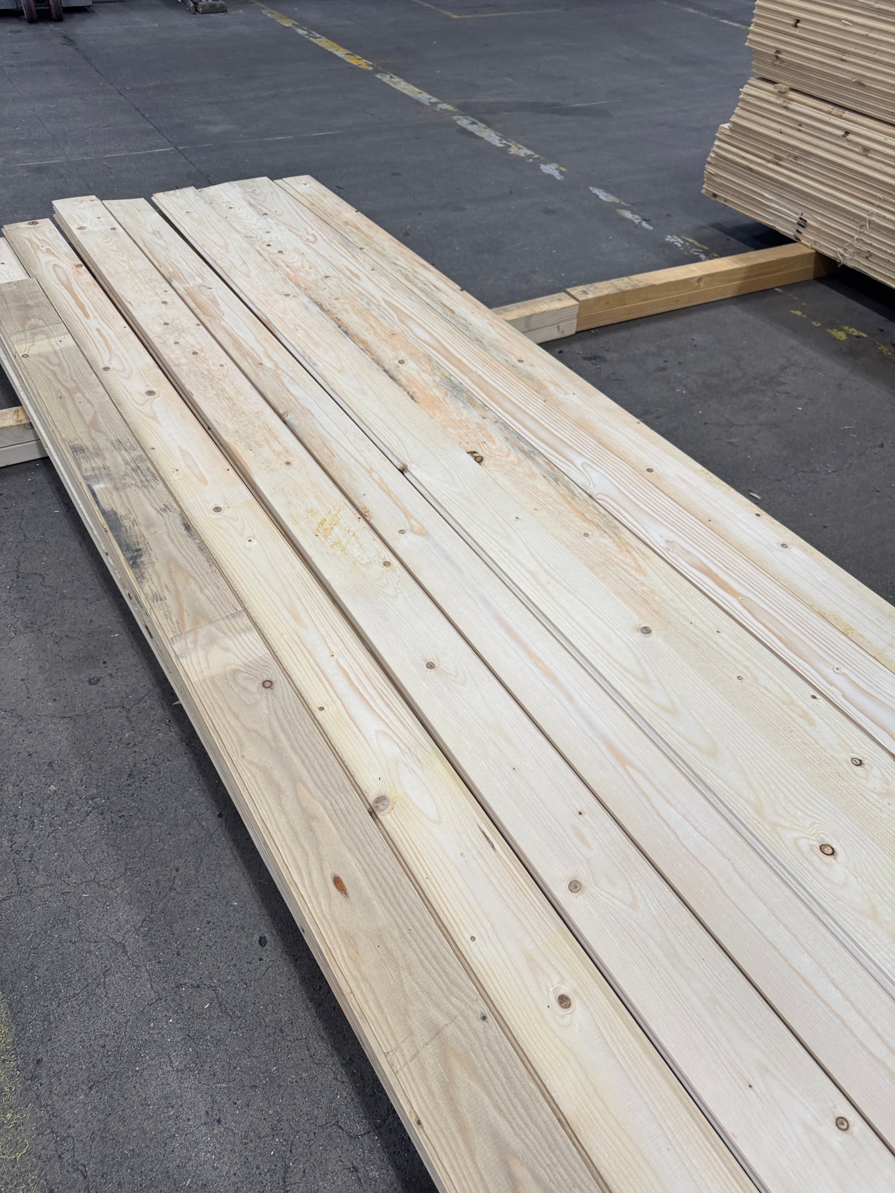 Paket Utsorterad Råspont 20x120mm 3,00–3,30m – 54 st