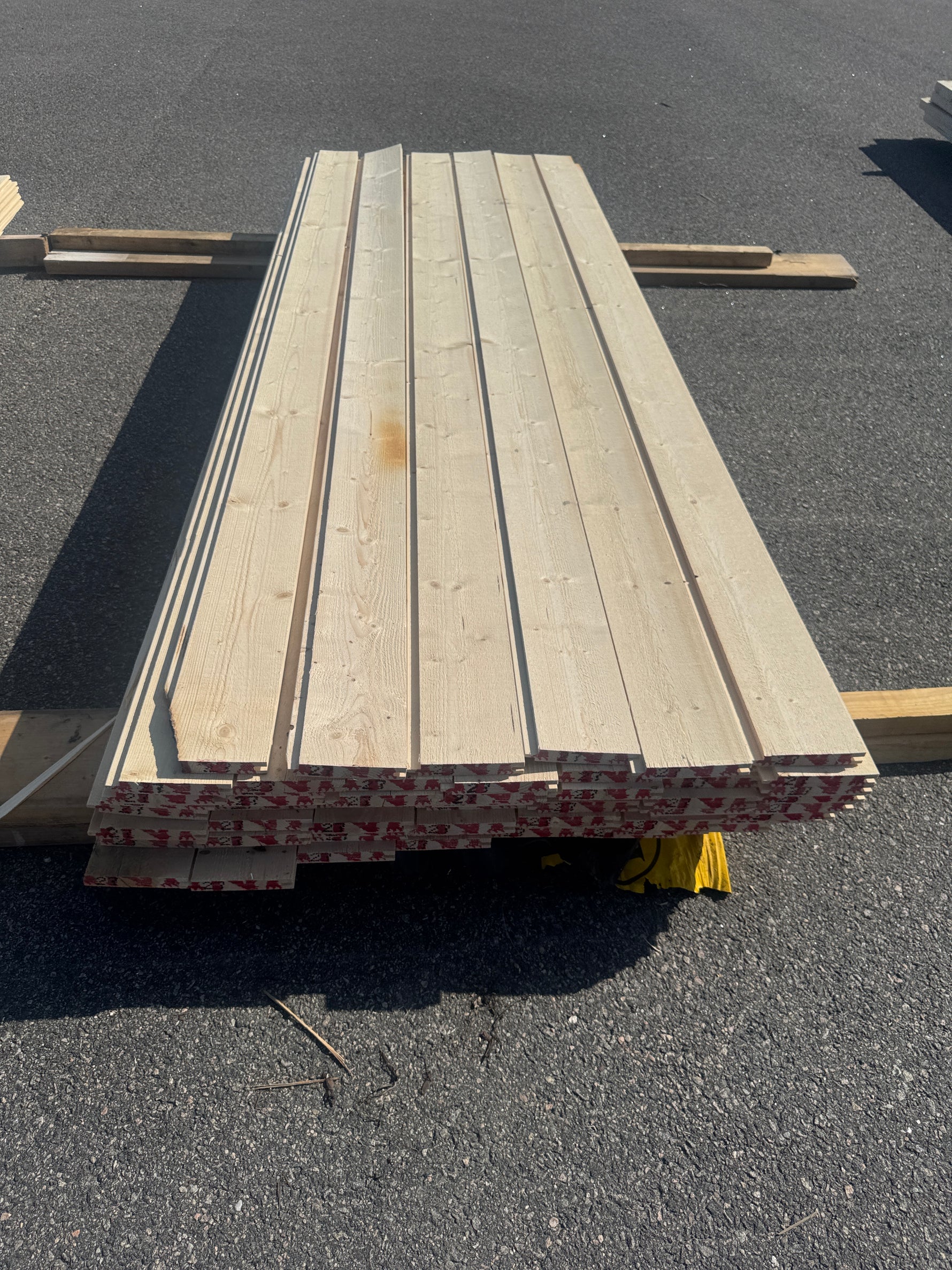 Paket Ytterpanel 22x145mm 2,70m 62st Obehandlad