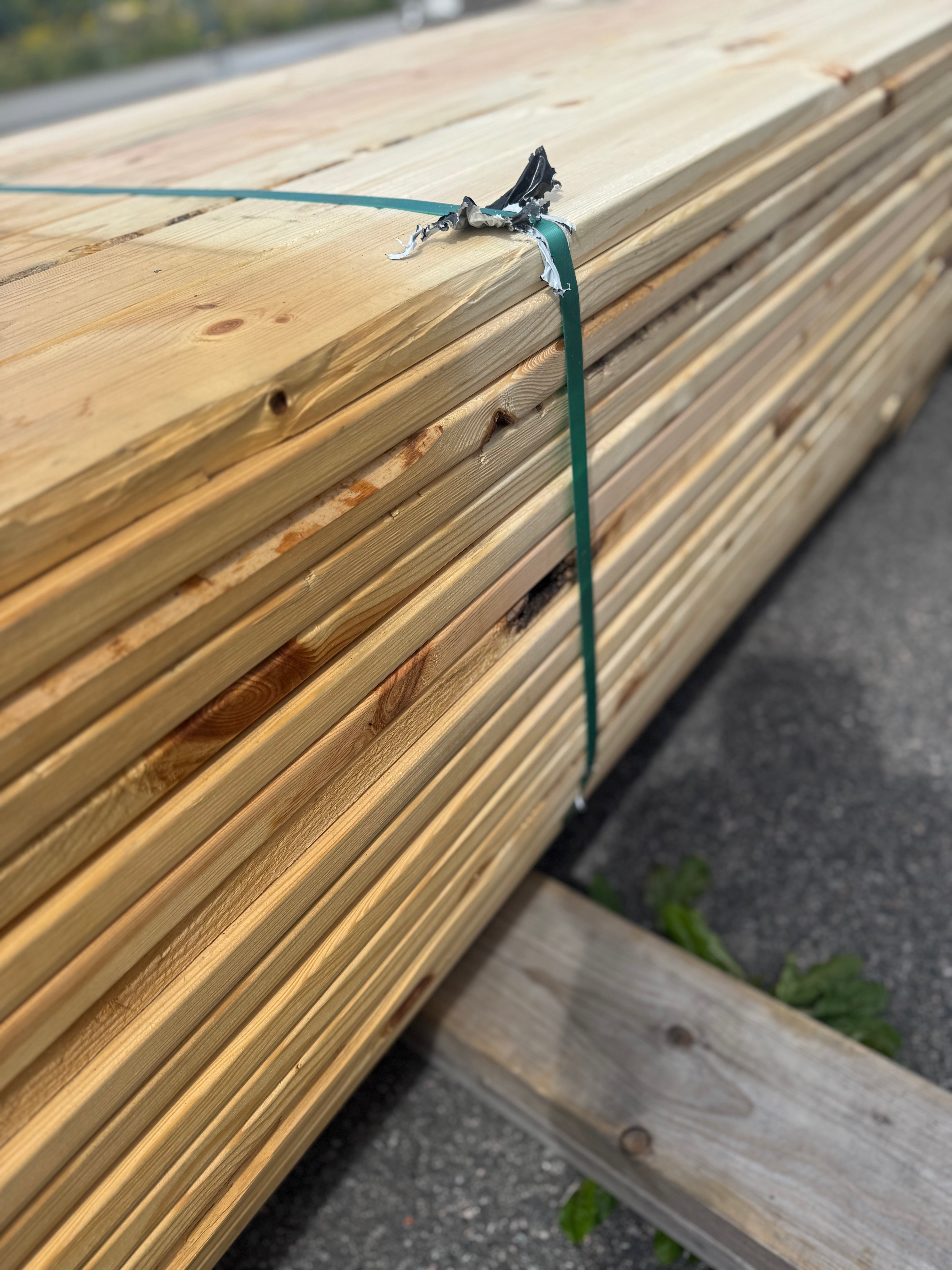 Paket Obehandlad Trall 28x120mm Furu
