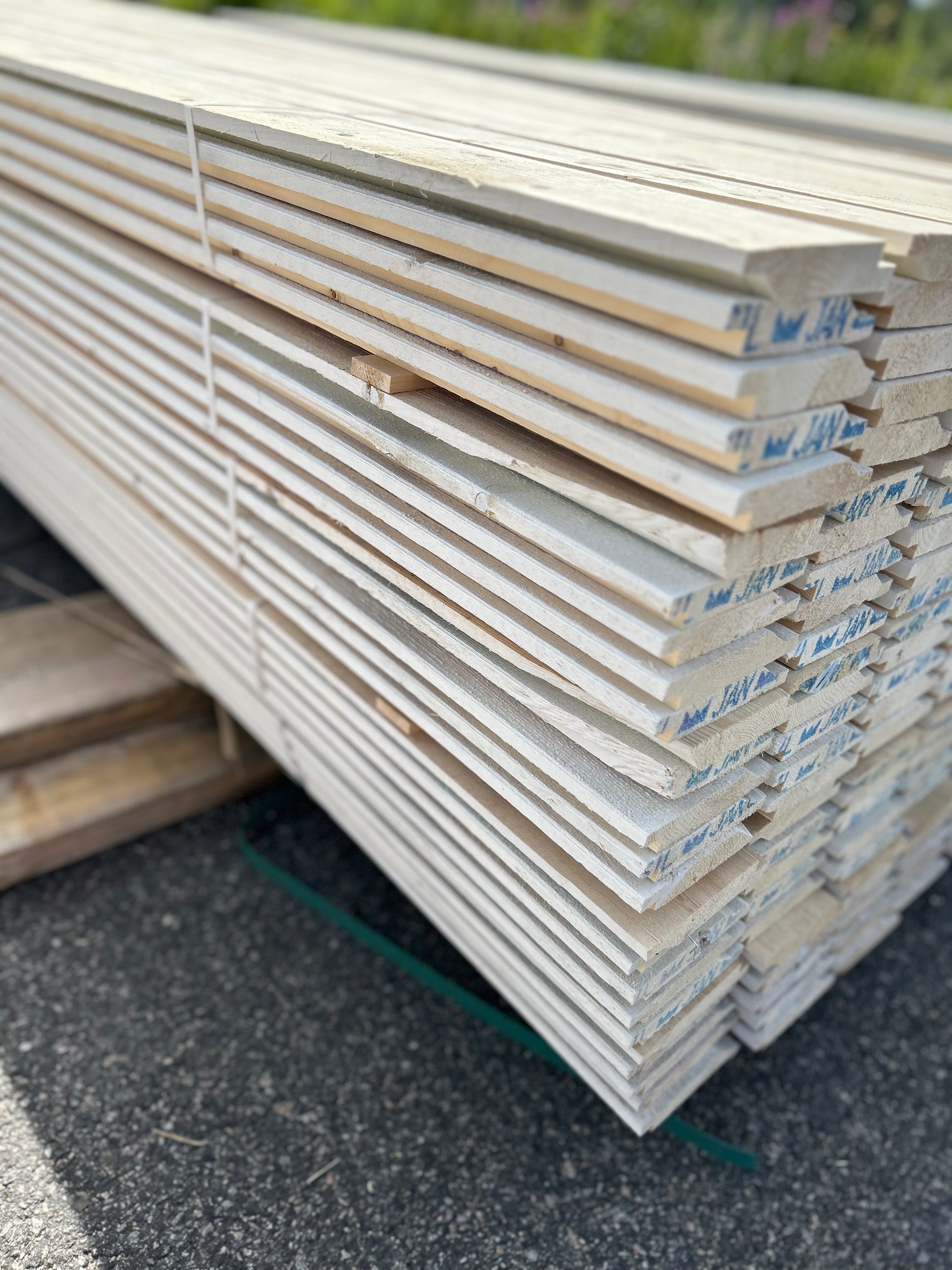 Paket Enkelfas Halvspont 22x120mm 4.20m 225st Grundmålad