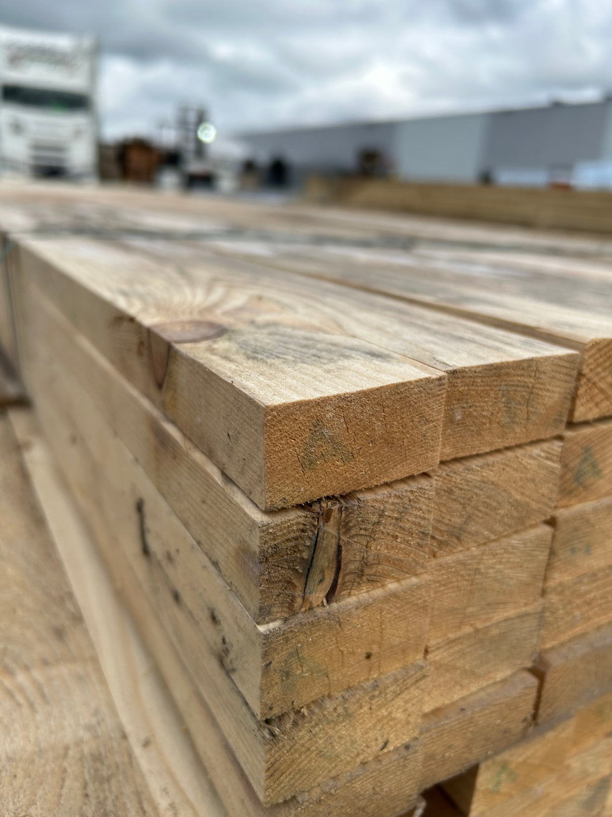 Paket Läkt 25x48mm 3,60m 430st – Fuktskadat