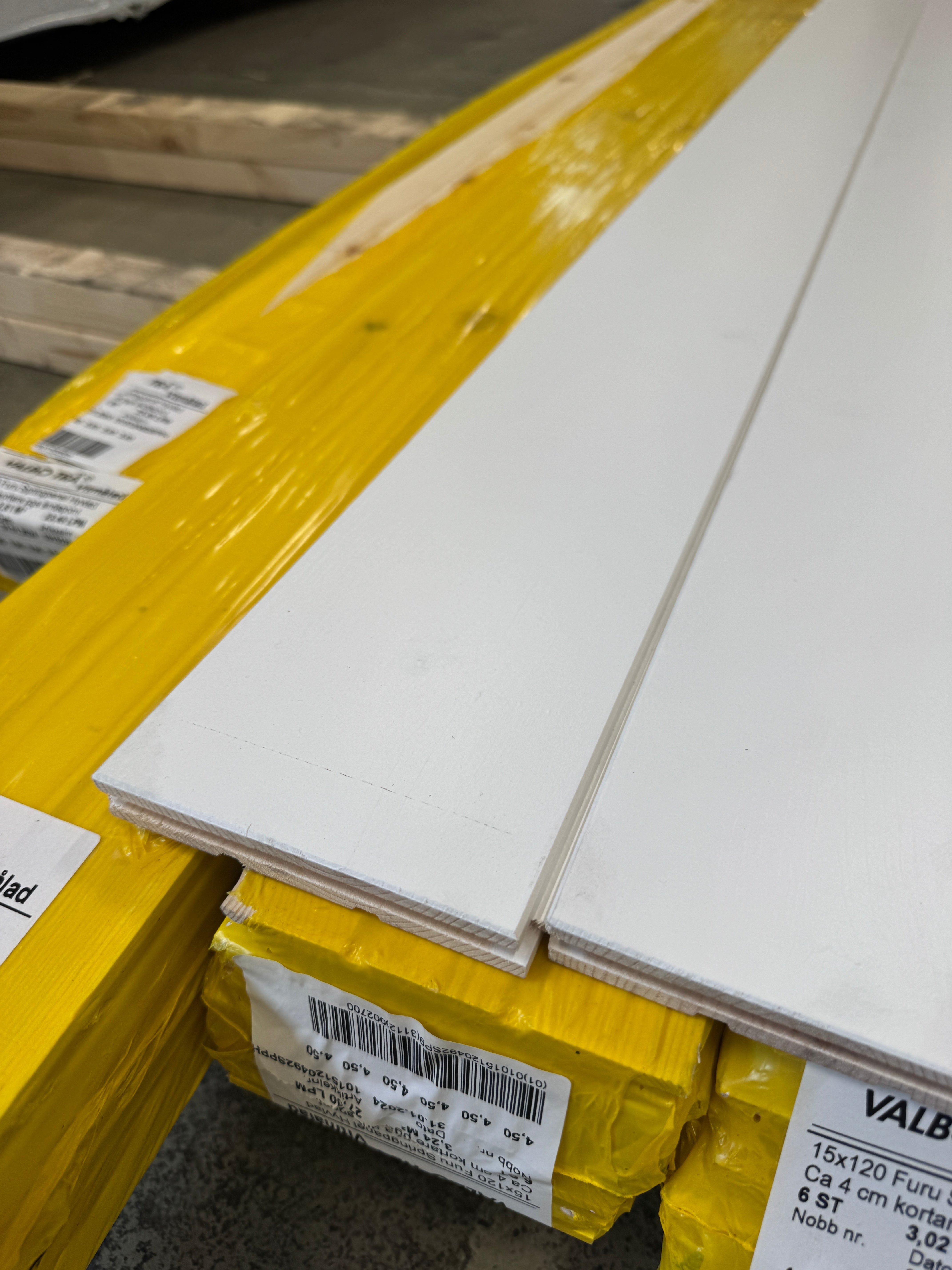 Paket Innerpanel 15x120mm – 8 pkt (3,90–4,76 m, furu, vitmålad)
