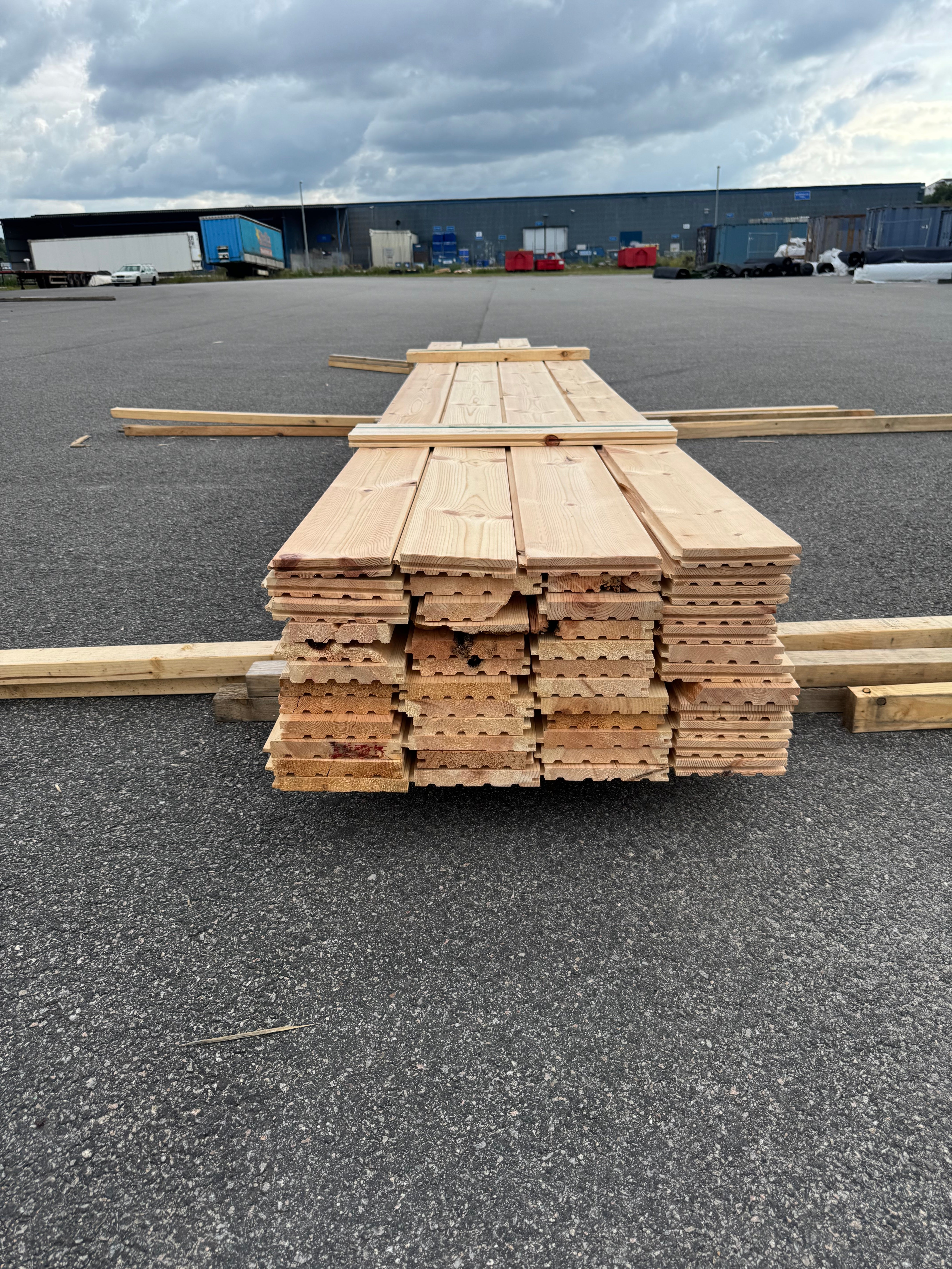 Paket Golv – 27 mm (170 & 190 mm bredder) – 48 st (2,95–4,20 m)