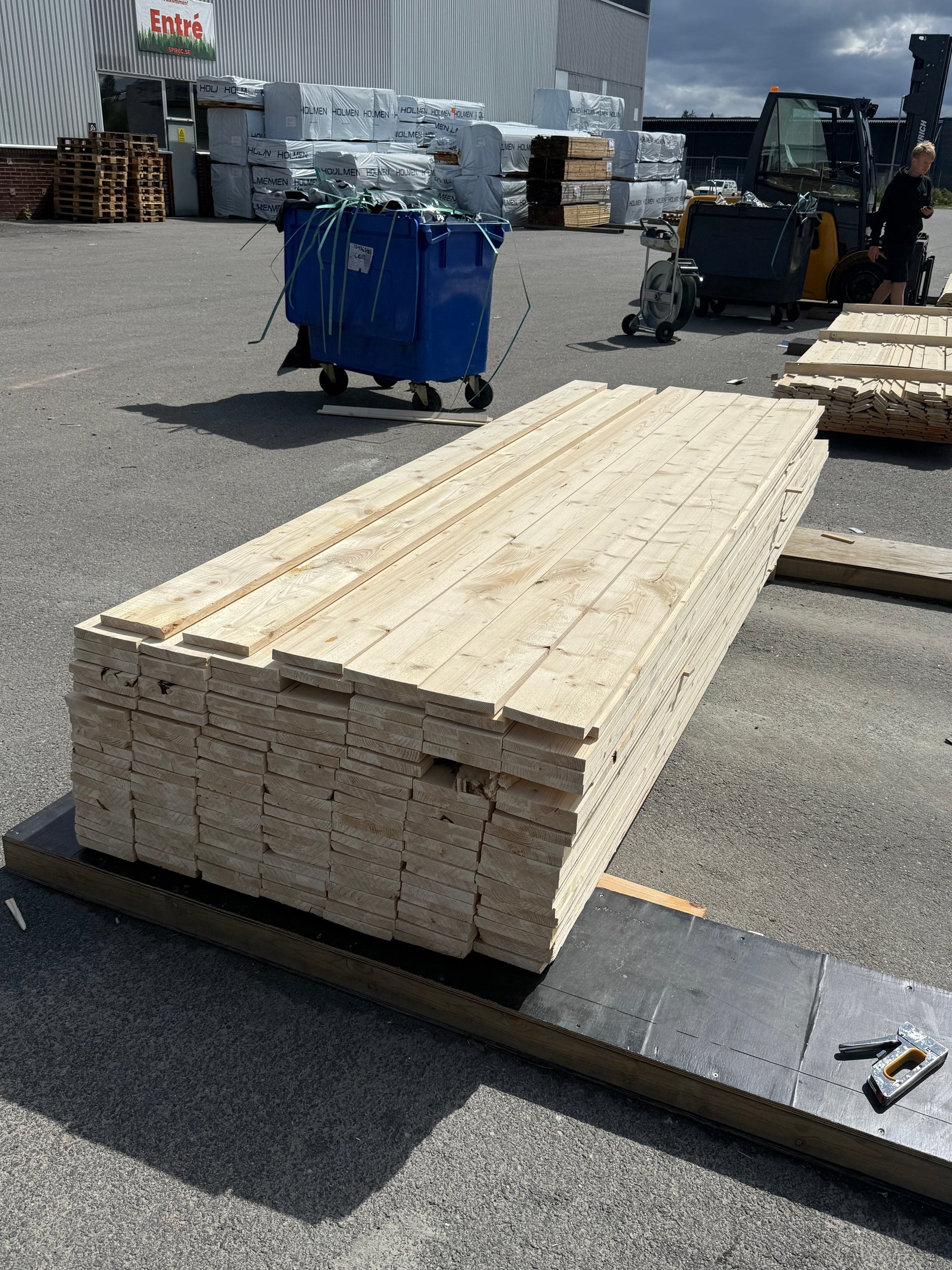 Paket Finsågade Brädor 22x145mm, 155st 3,0–3,60m (Andra sortering)