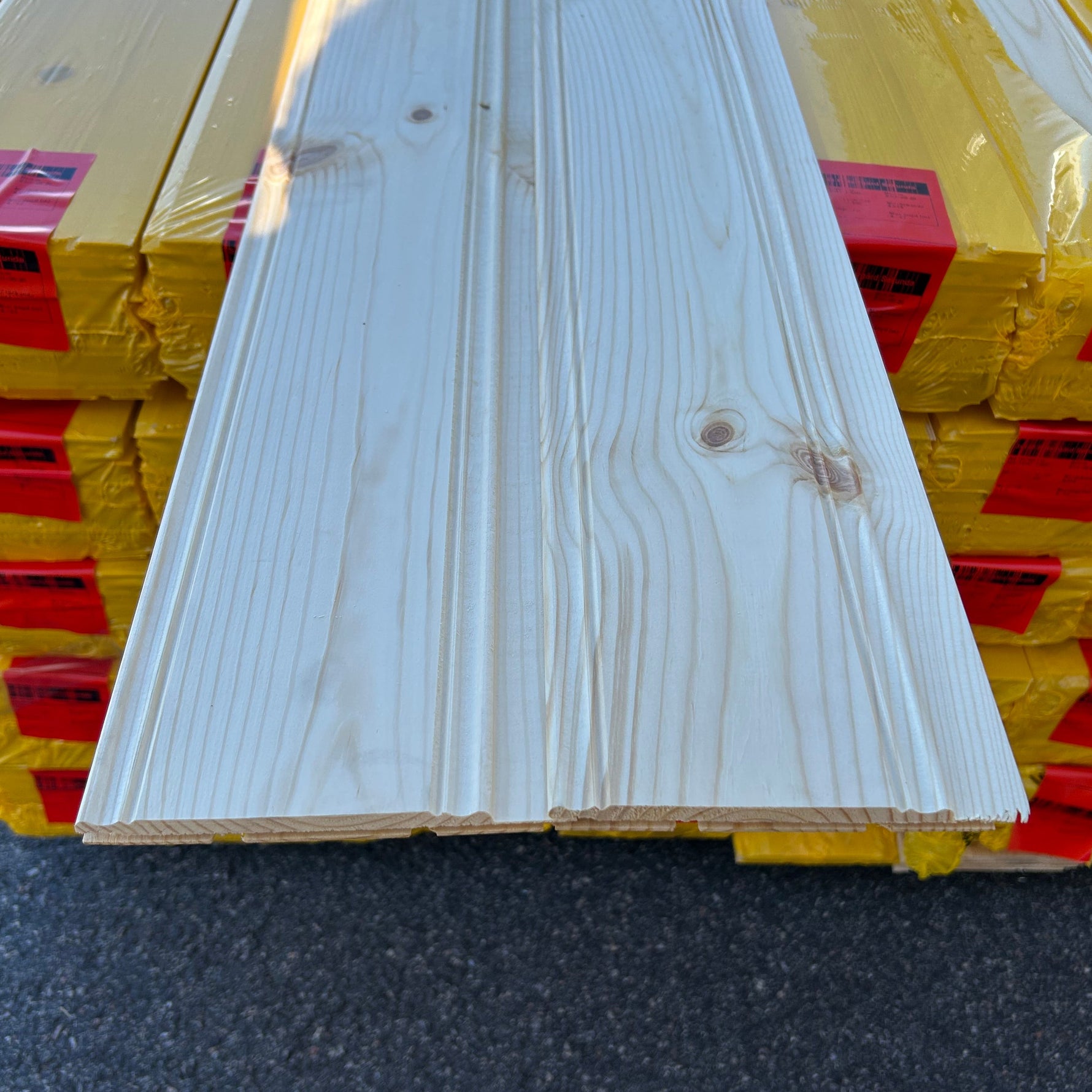 Herrgårdspanel 13x145mm (3,58–4,18m) Furu Sekunda – Säljs per m²