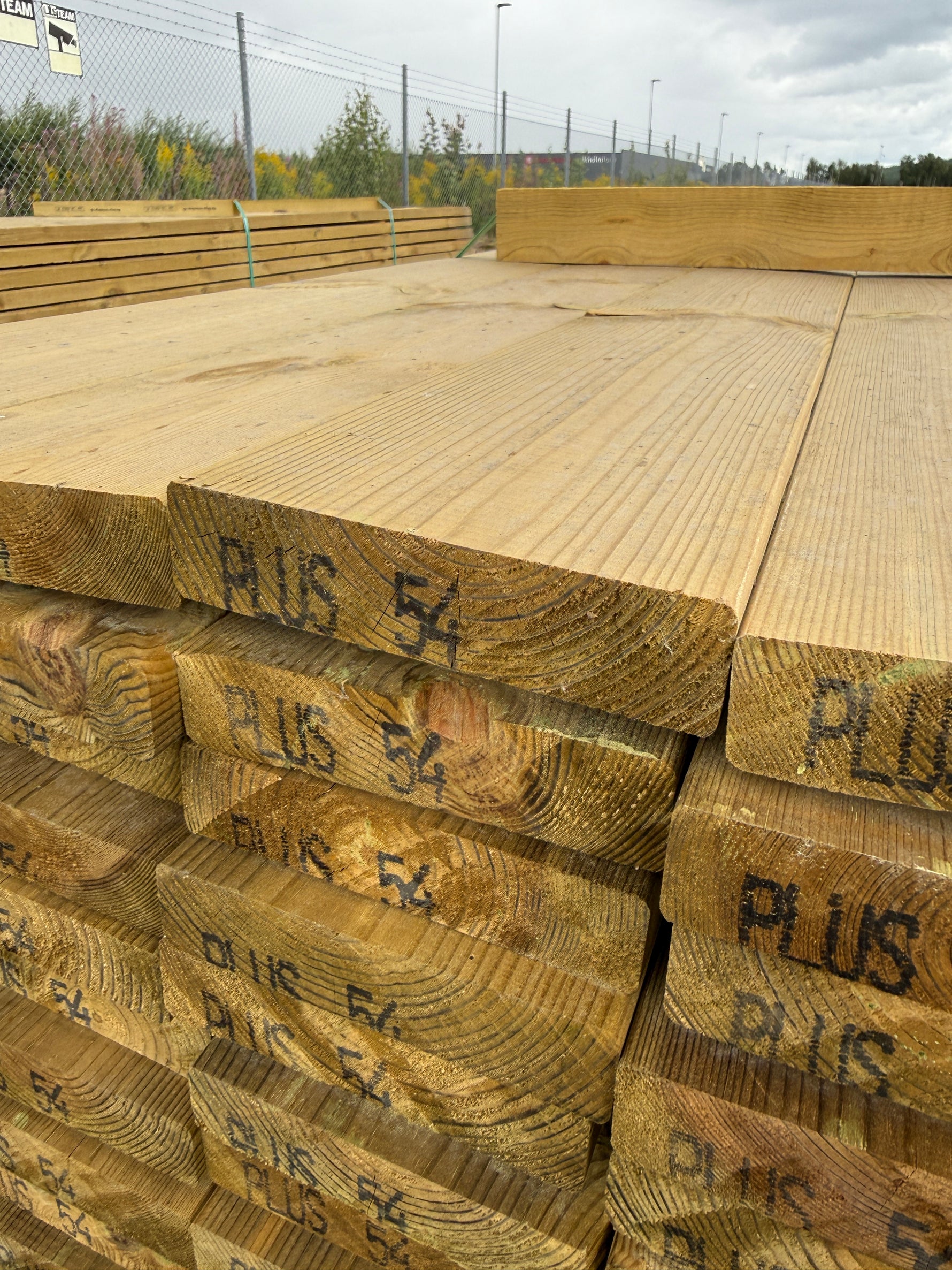 Paket Tryckimpregnerad Trall 28×120 mm, 153 st 5,40 m (G4-2)