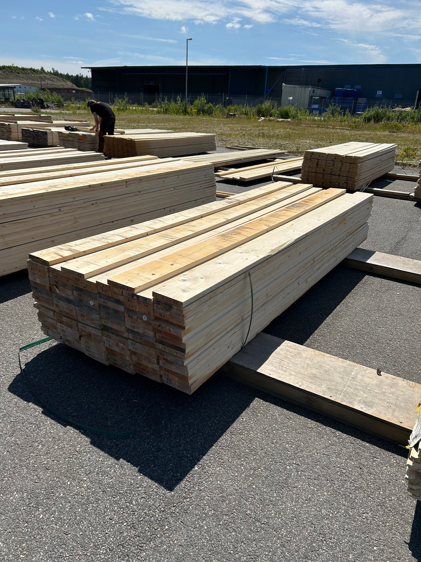 Paket Finsågade Brädor 28x170mm 100st 3.30m Obehandlade