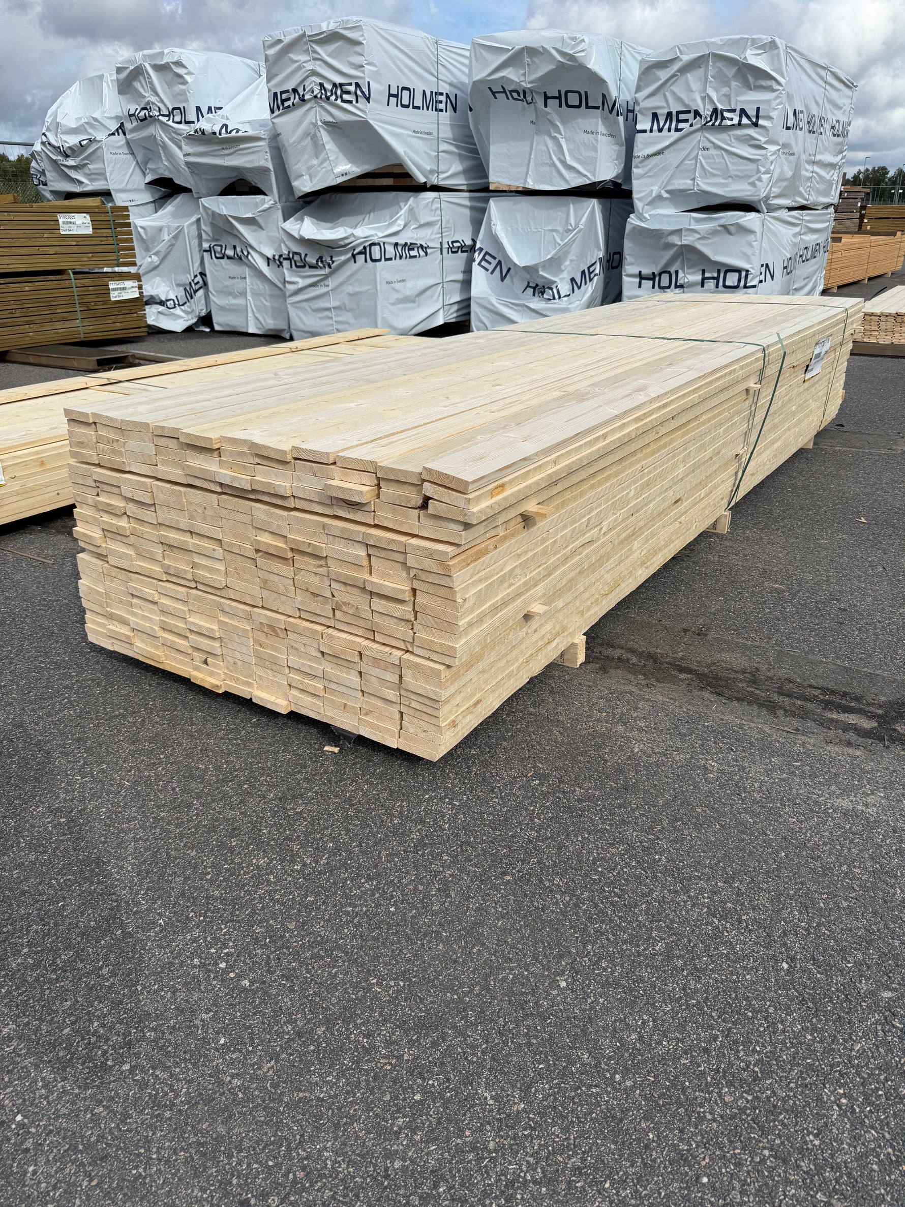 Paket Finsågade Brädor 22x95 mm – 3,60m 275st (Obehandlade)