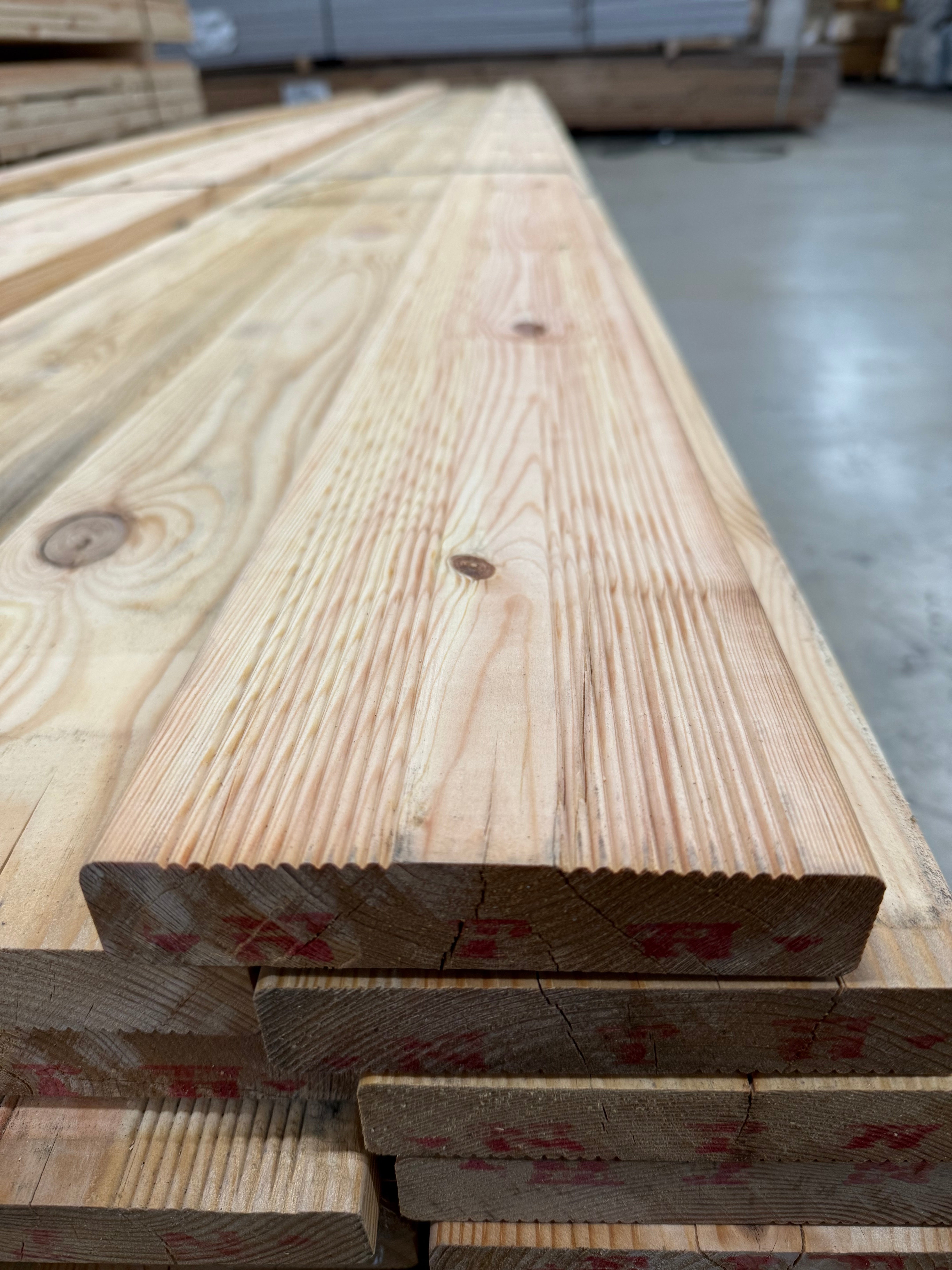 Paket Hyvlade Rillade Brädor 27x145mm (Furu) B- sortering