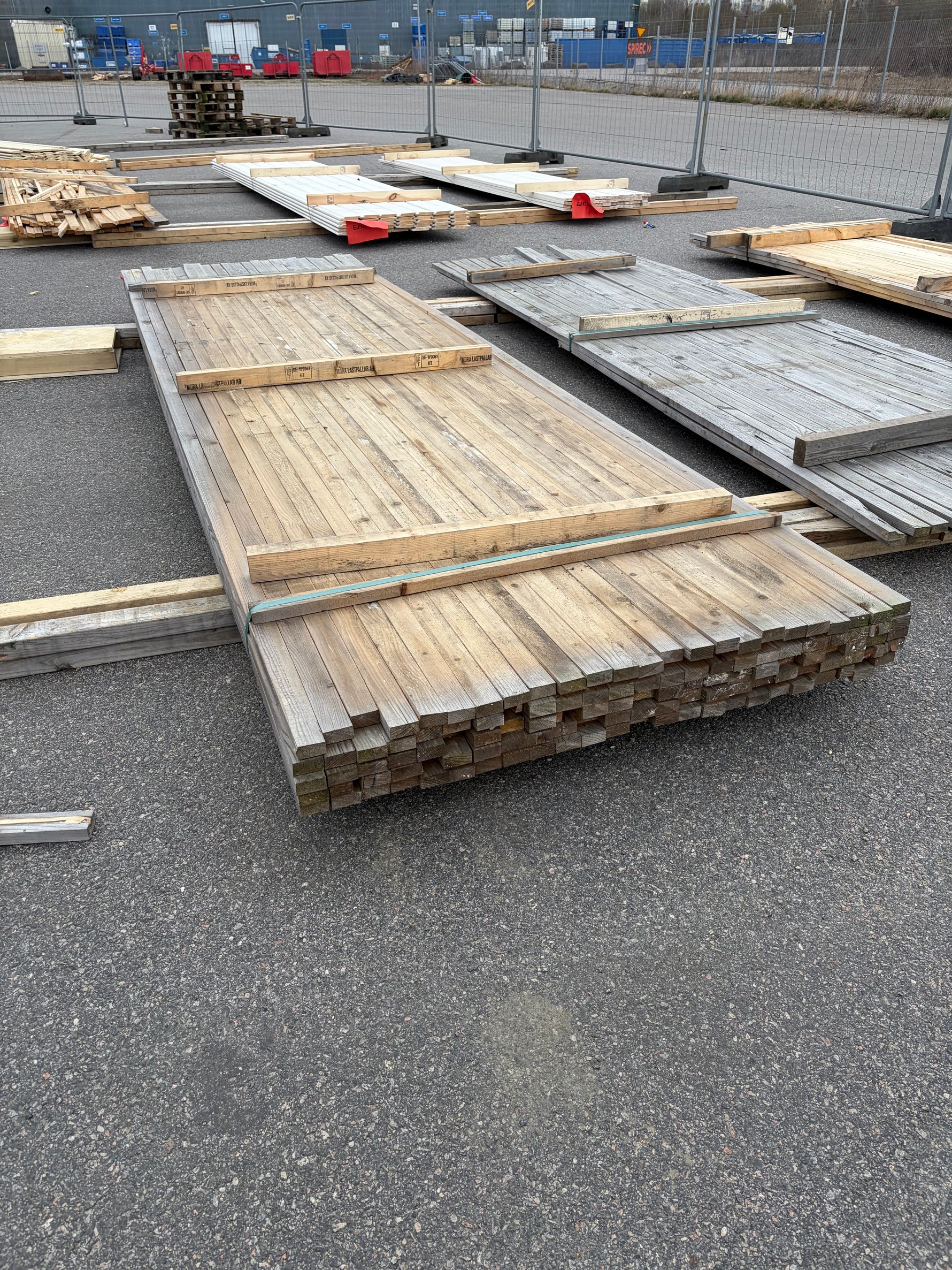 Paket Läkt 25x48mm, 120 st 4,2 m (väderbitet) - Spirec