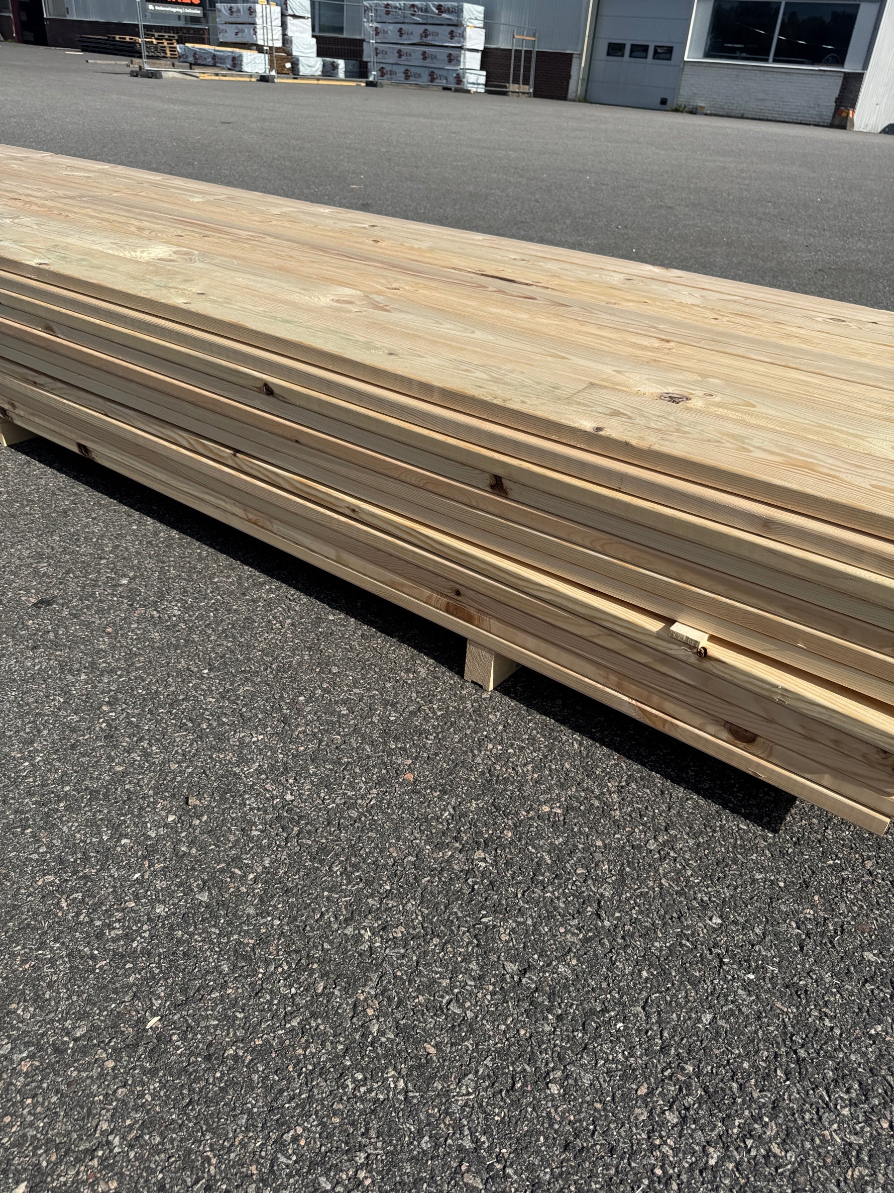 Paket Rillad 28x145 – 84st – 3.60 m – ANDRASORTERING