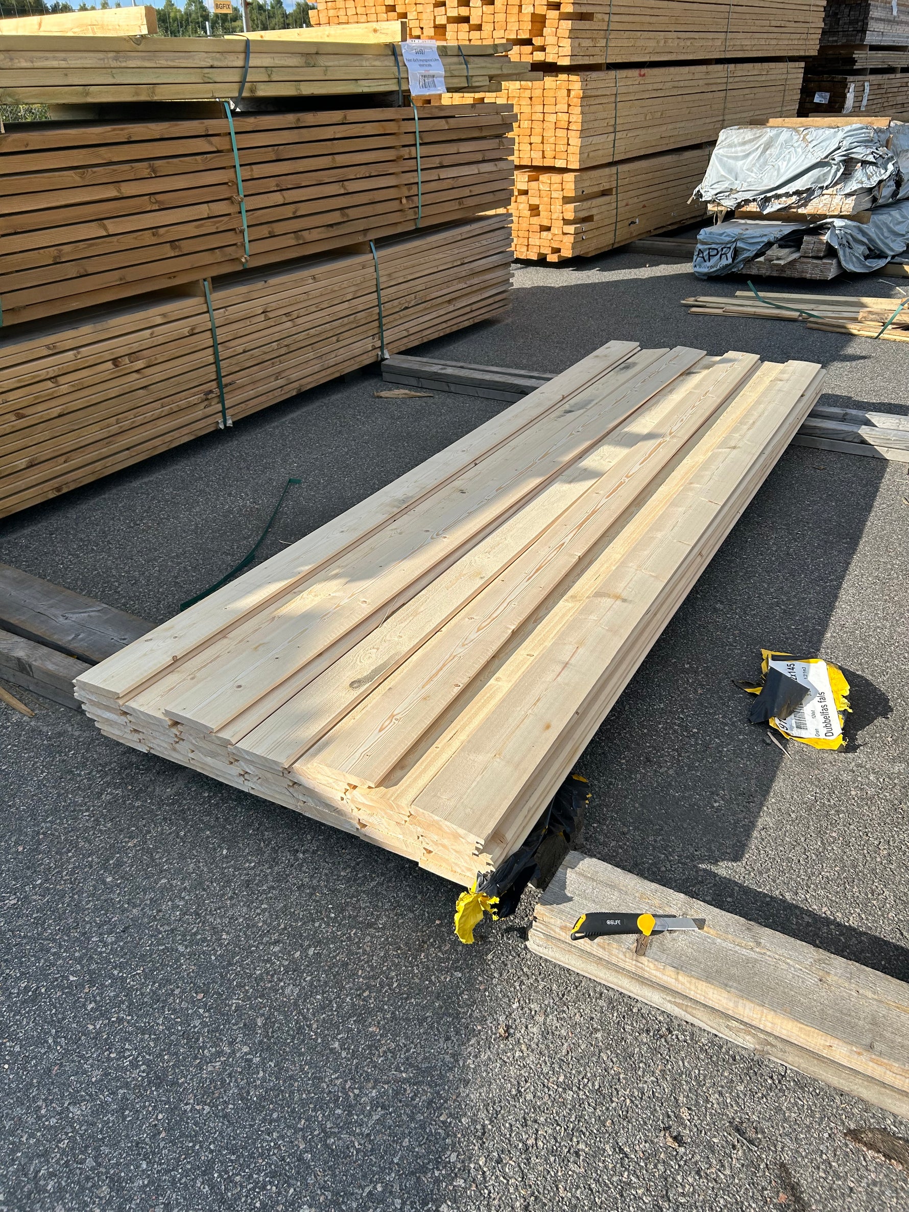 Parti Ytterpanel Dubbelfas Fals 22x145mm 3.0m 46st Gran