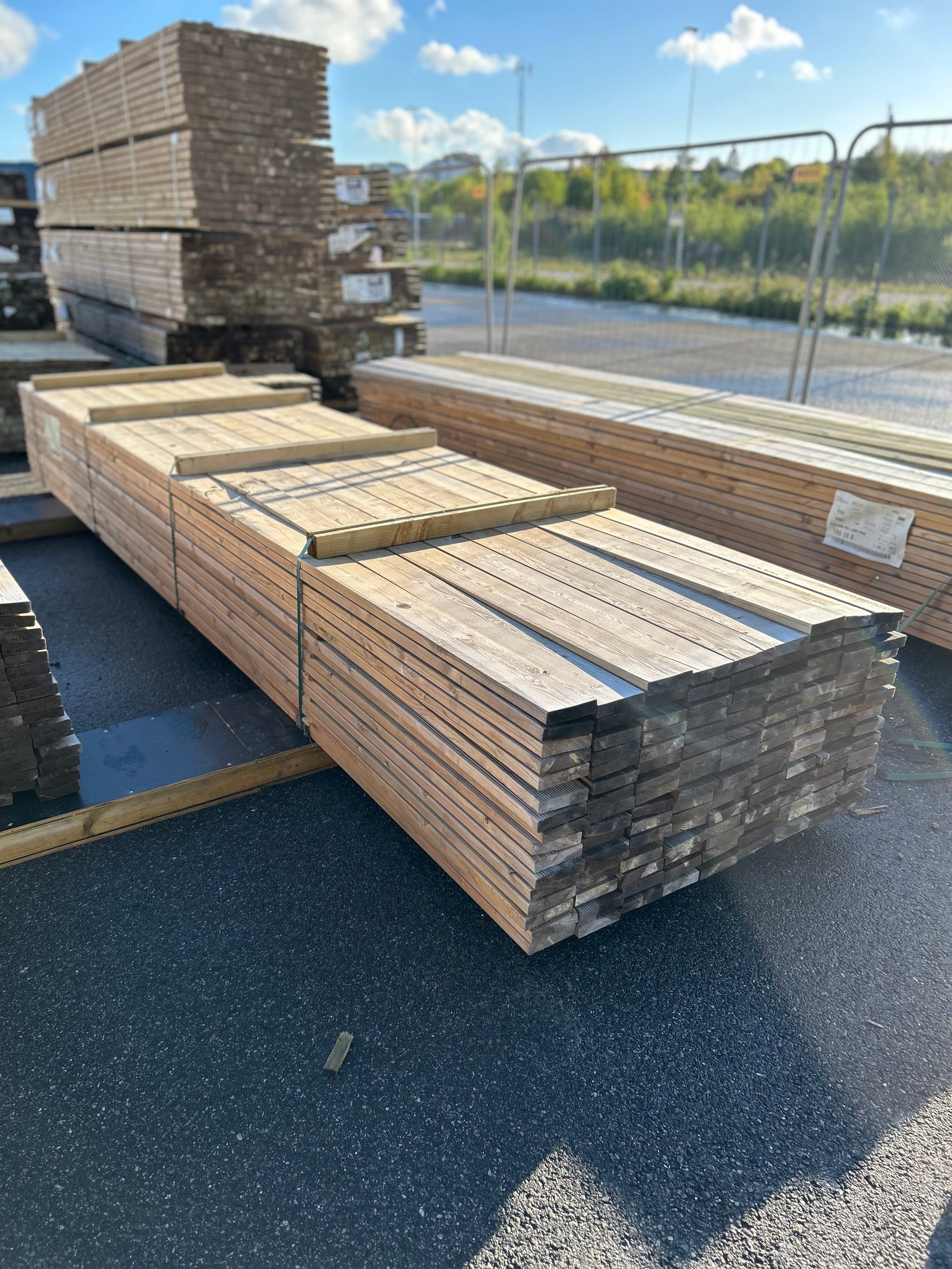 Paket Tryckimpregnerad Rillad Trall 28x120mm, 144st 4.80m