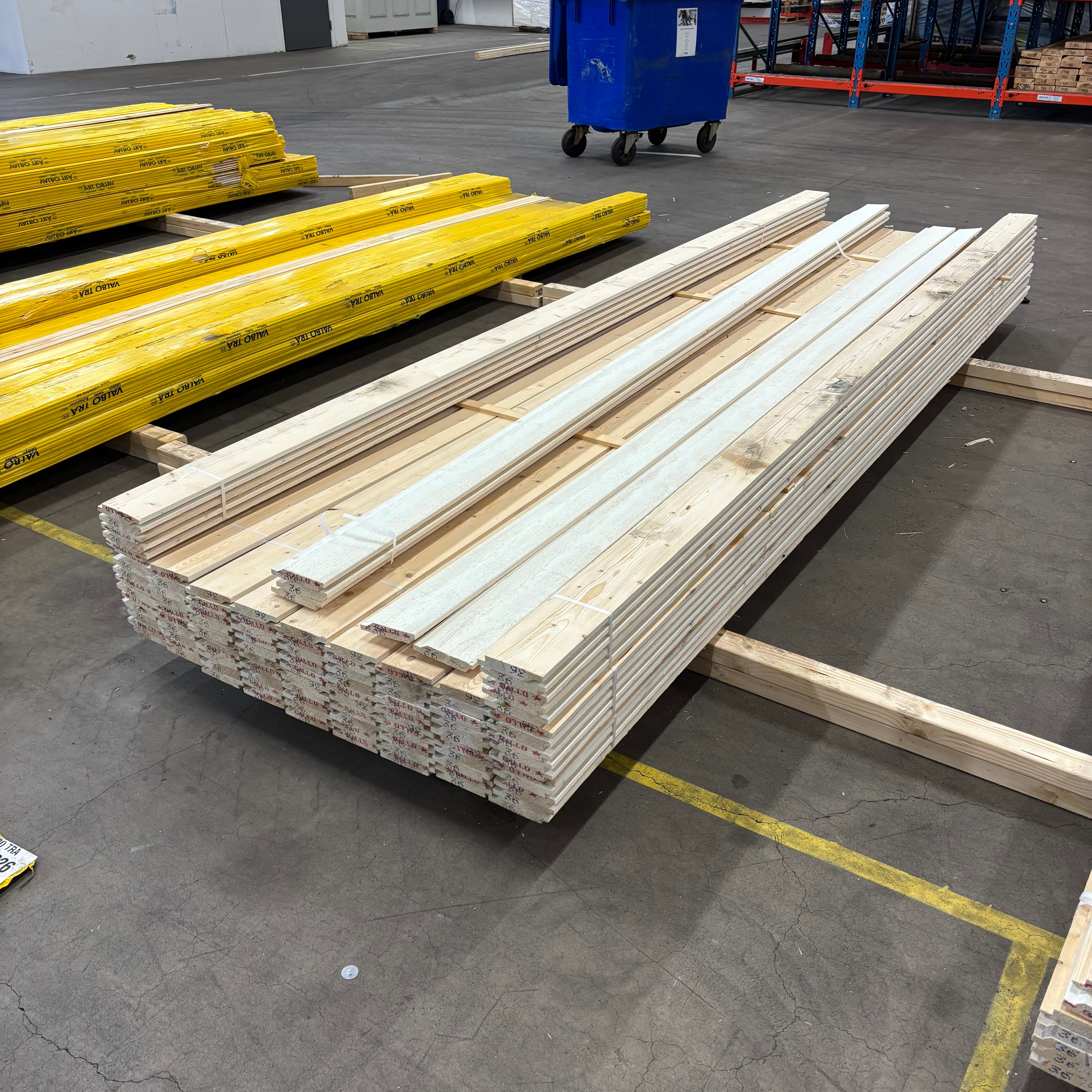 Paket Ytterpanel Enkelfas Fals 22x120mm 3,60m – 105 st (gran, grundmålad vit)