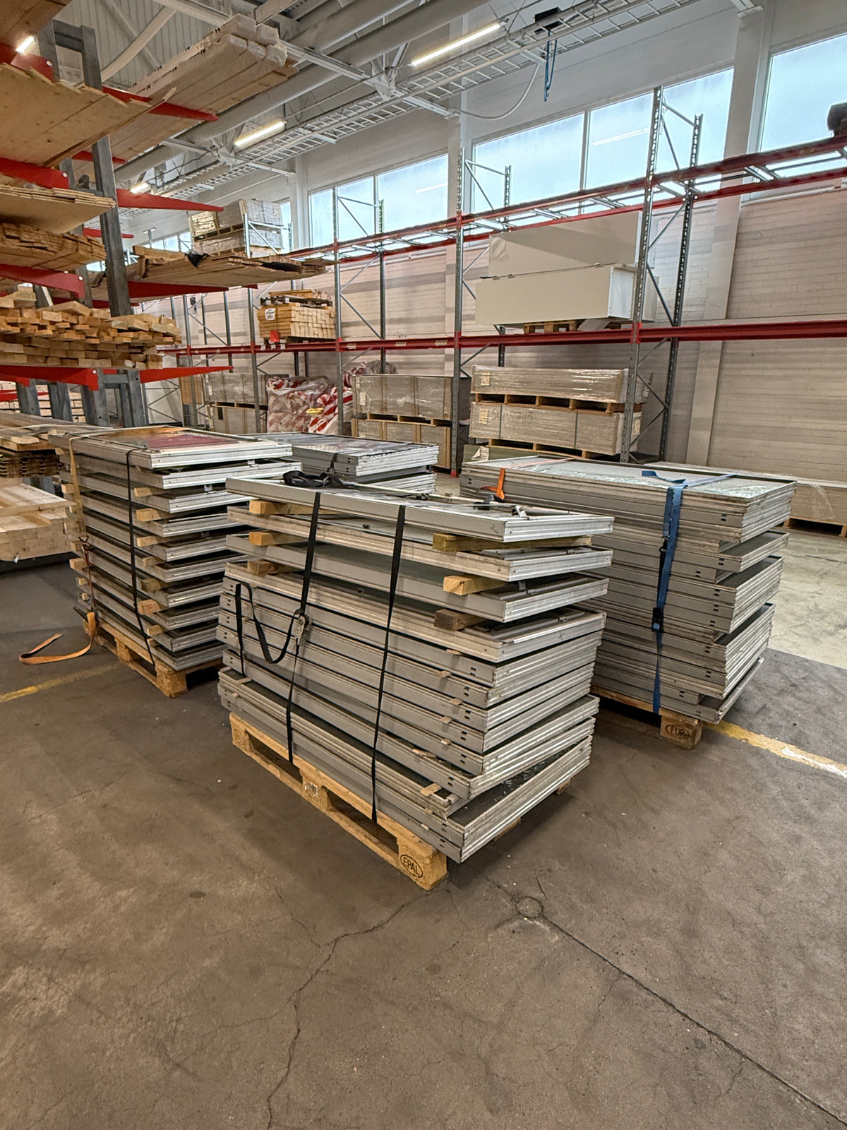 Parti Aluminiumfönster – 55 st (3- Glas)