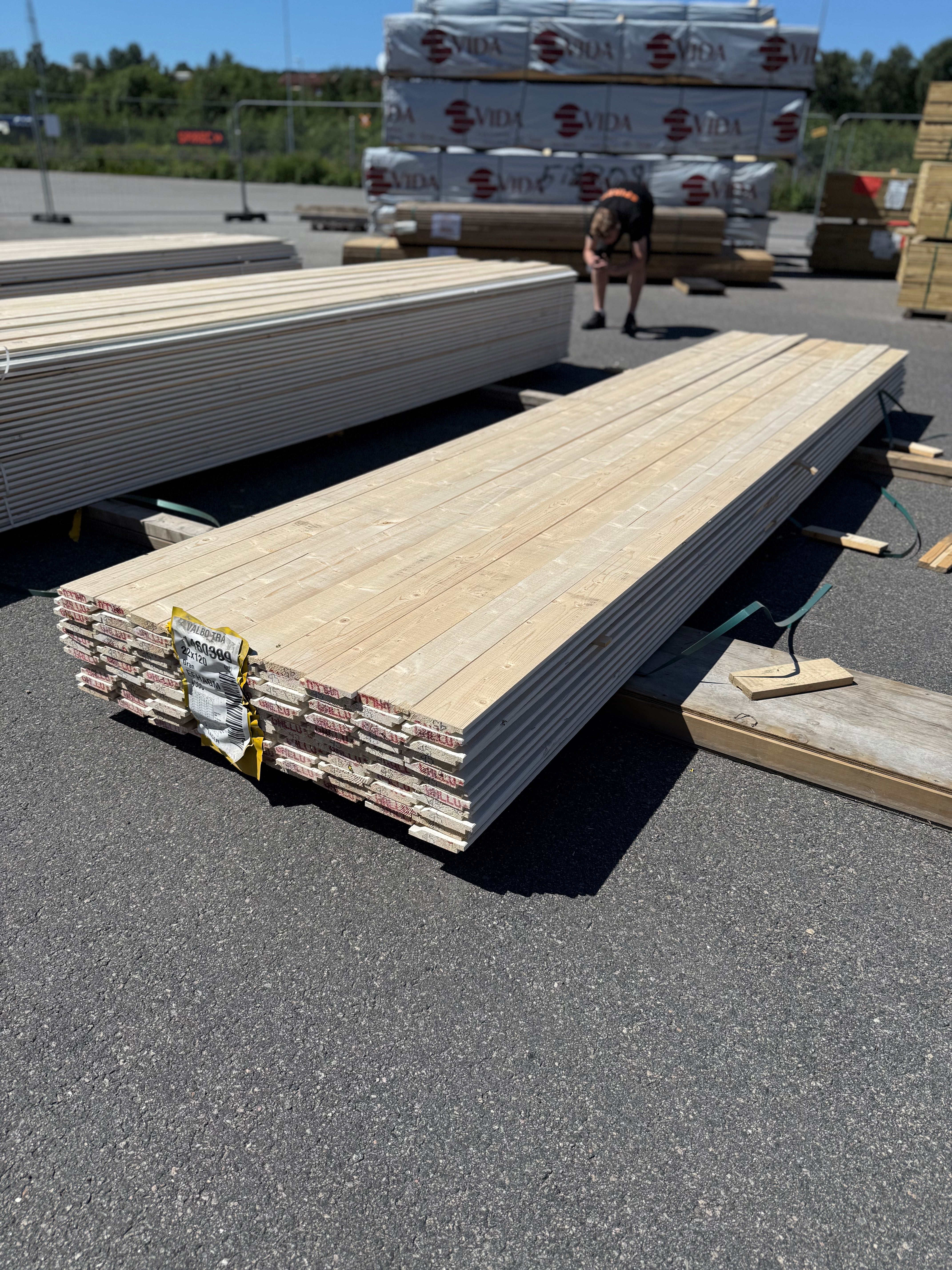 Paket Ytterpanel Enkelfas Halvspont 22x120mm, 108st 4.50m- Grundmålad