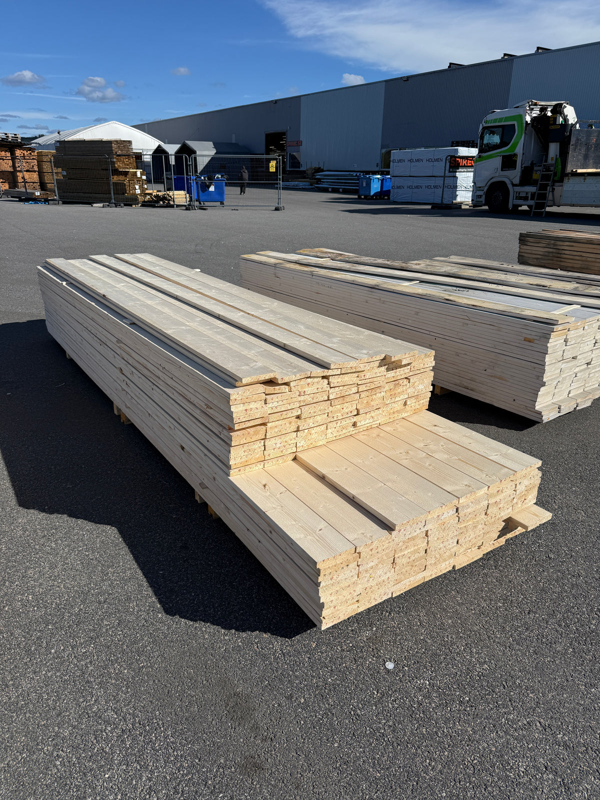 Paket Finsågade Brädor 22x145mm 3,60–4,20m 180st (Andra Sortering)