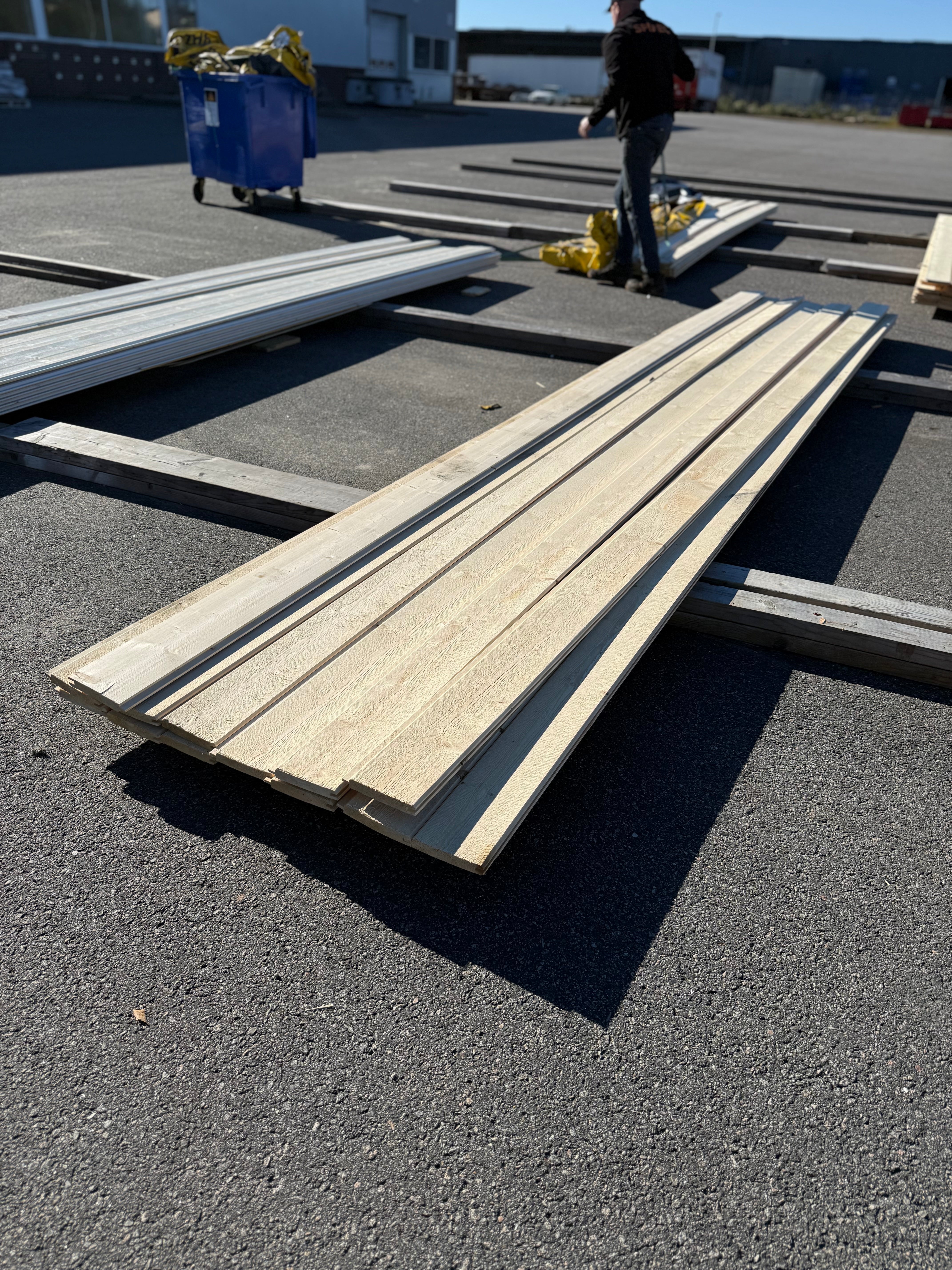 Paket Ytterpanel 22x145mm – 17 st (5,10 m, gran, obehandlad)