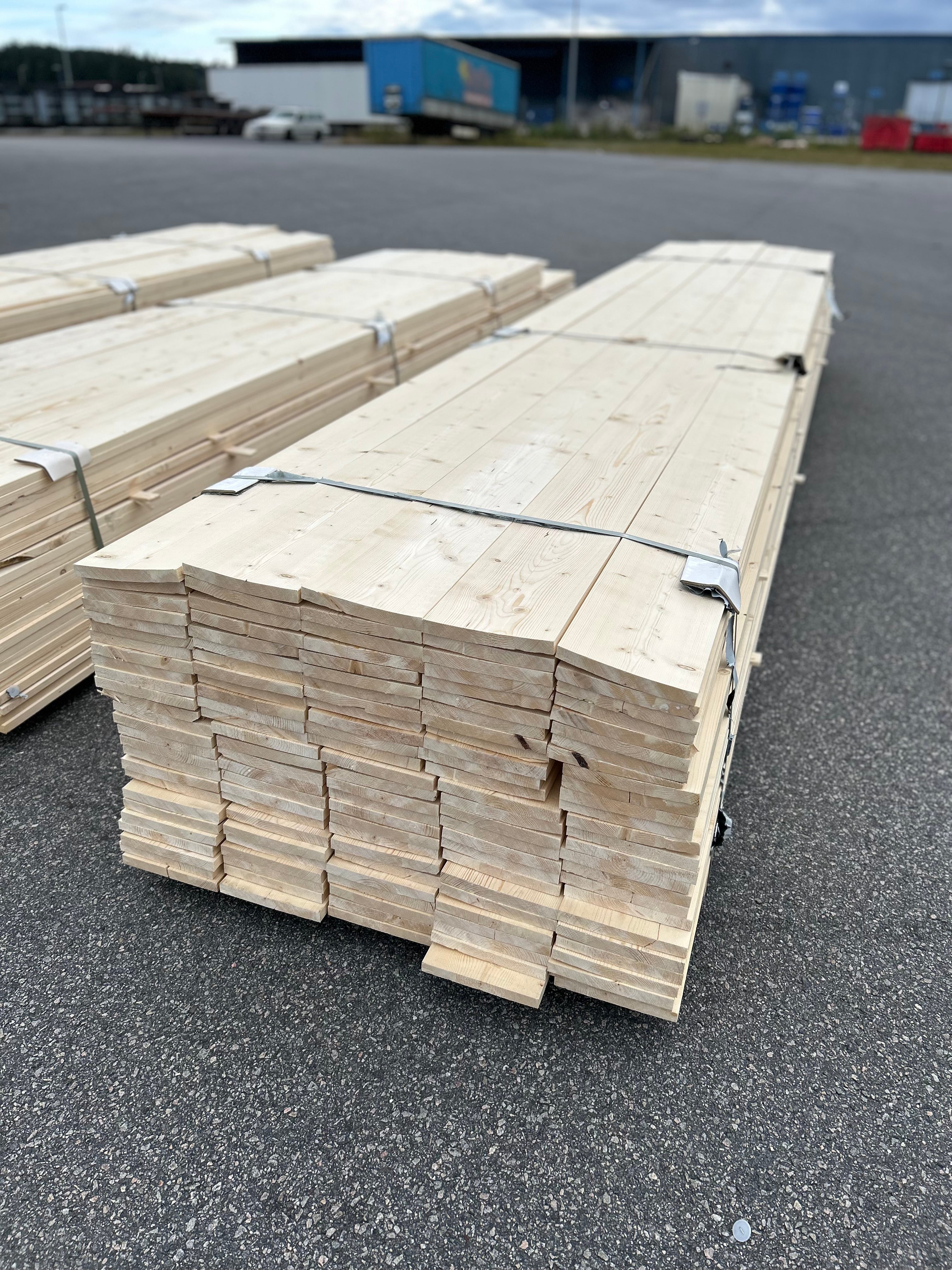 Paket Finsågad Panel 22x195mm 130st 5.40m – Andra sortering