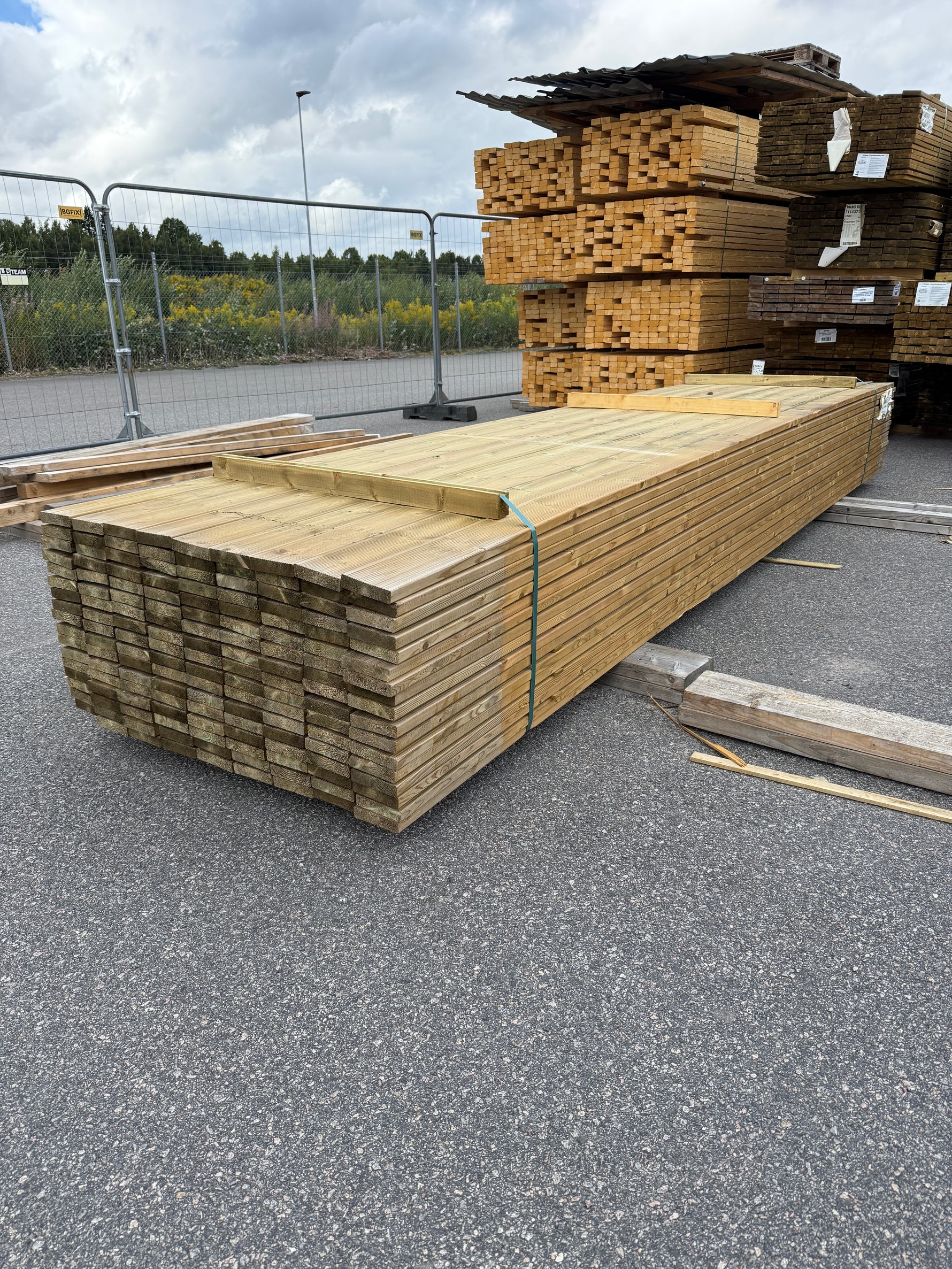 Paket Tryckimpregnerad Rillad Trall 28×120 mm, 153 st 4,80 m