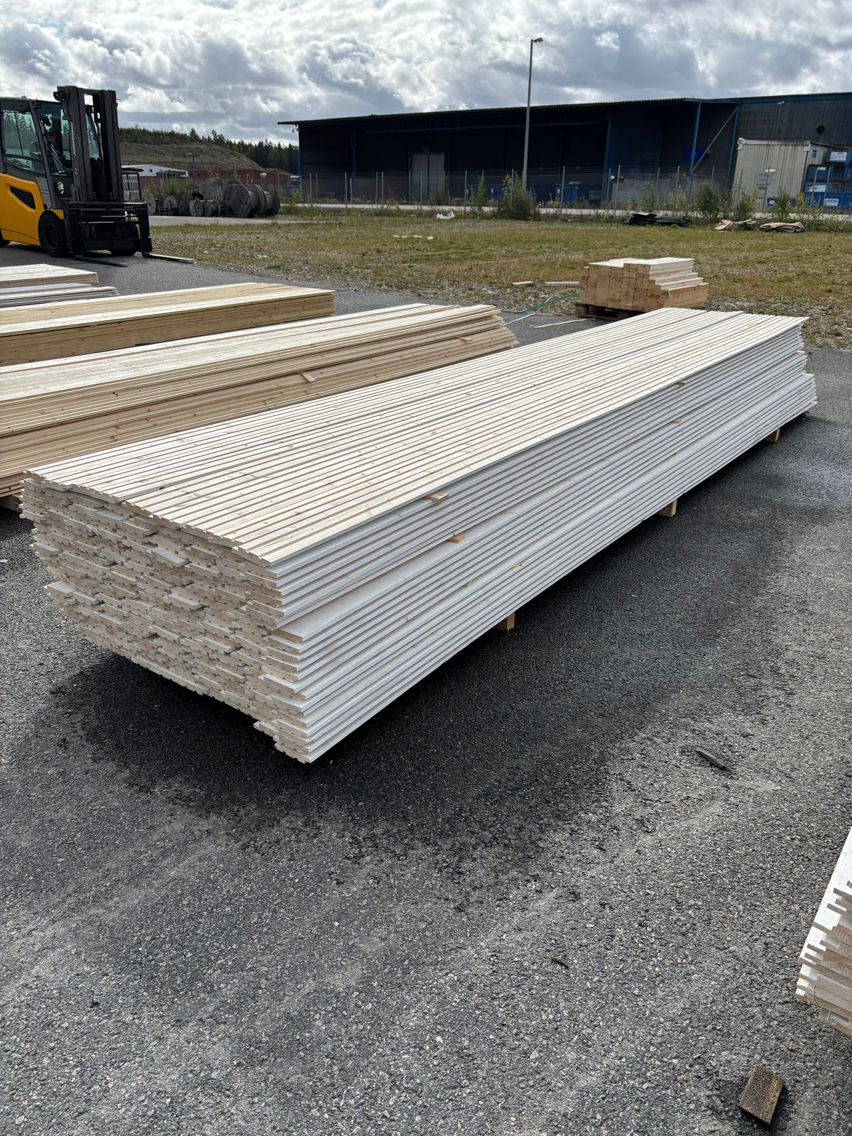Paket Uppsalapanel 21x115mm 4.80m 198st Grundmålad