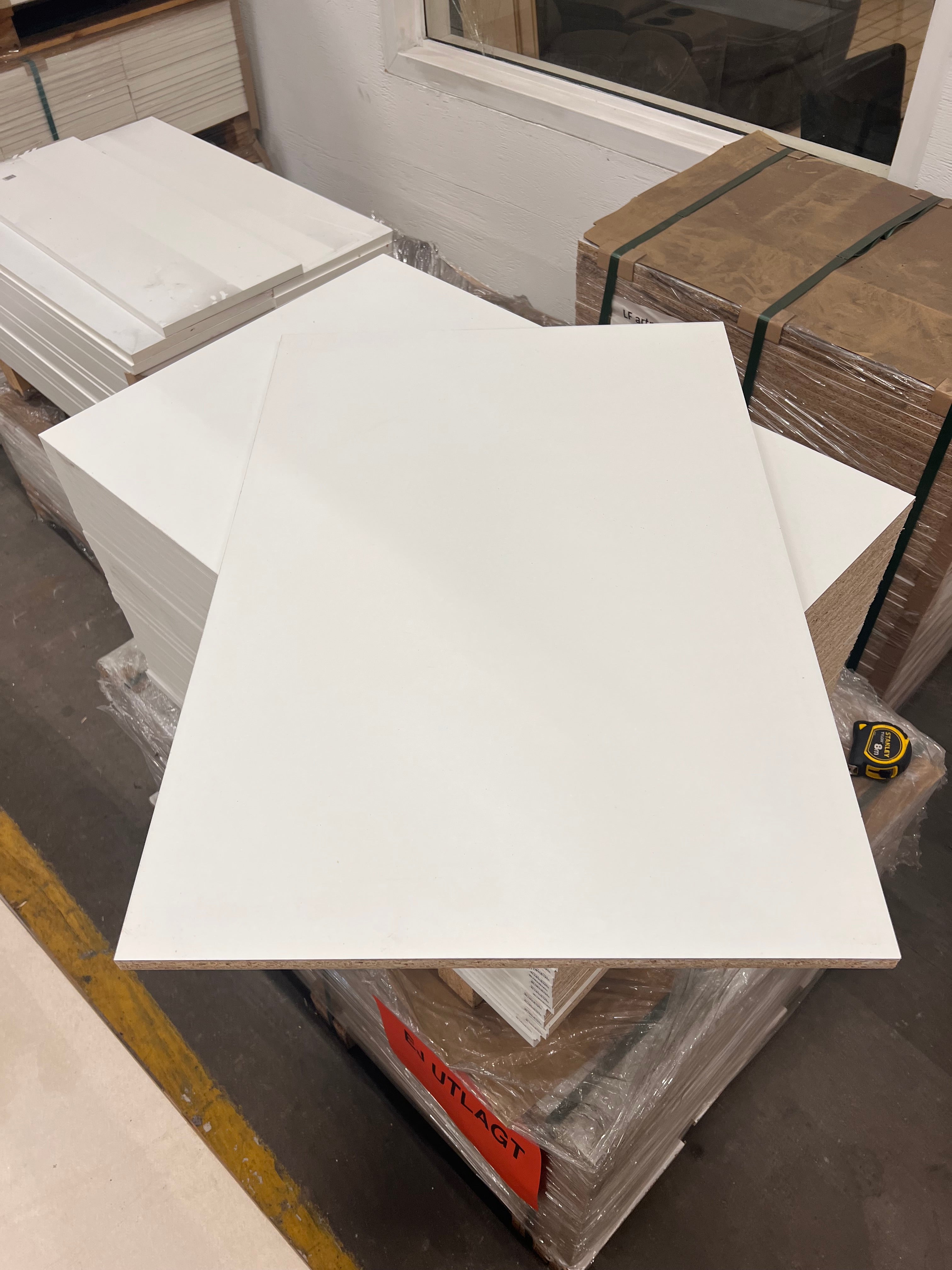 Hyllplan 16x766x522mm - Vit Melaminbelagd Spånskiva