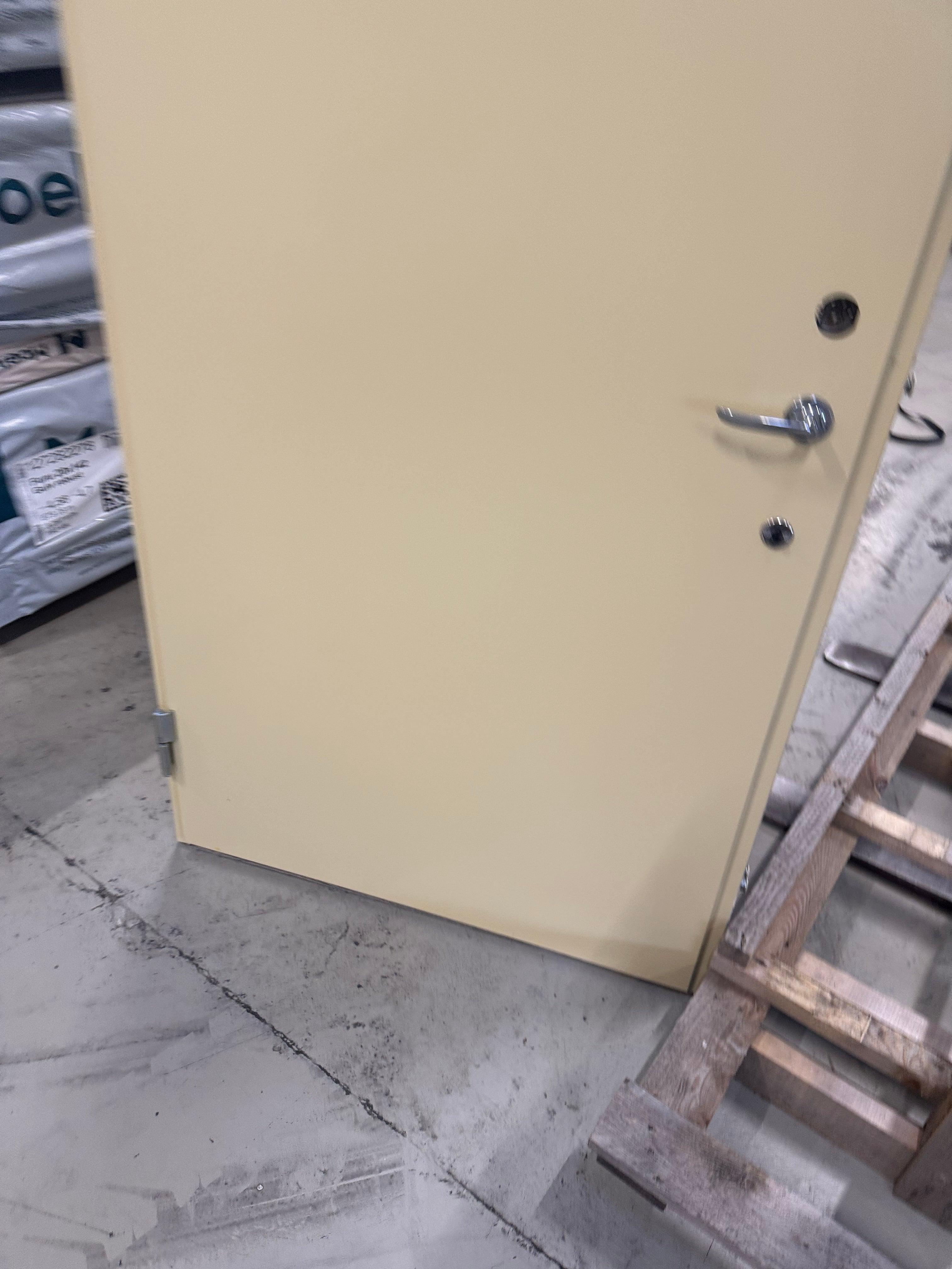 Lägenhetsdörr / Ståldörr Daloc – 99,5x219,5 cm (Vänsterhängd, Gul)