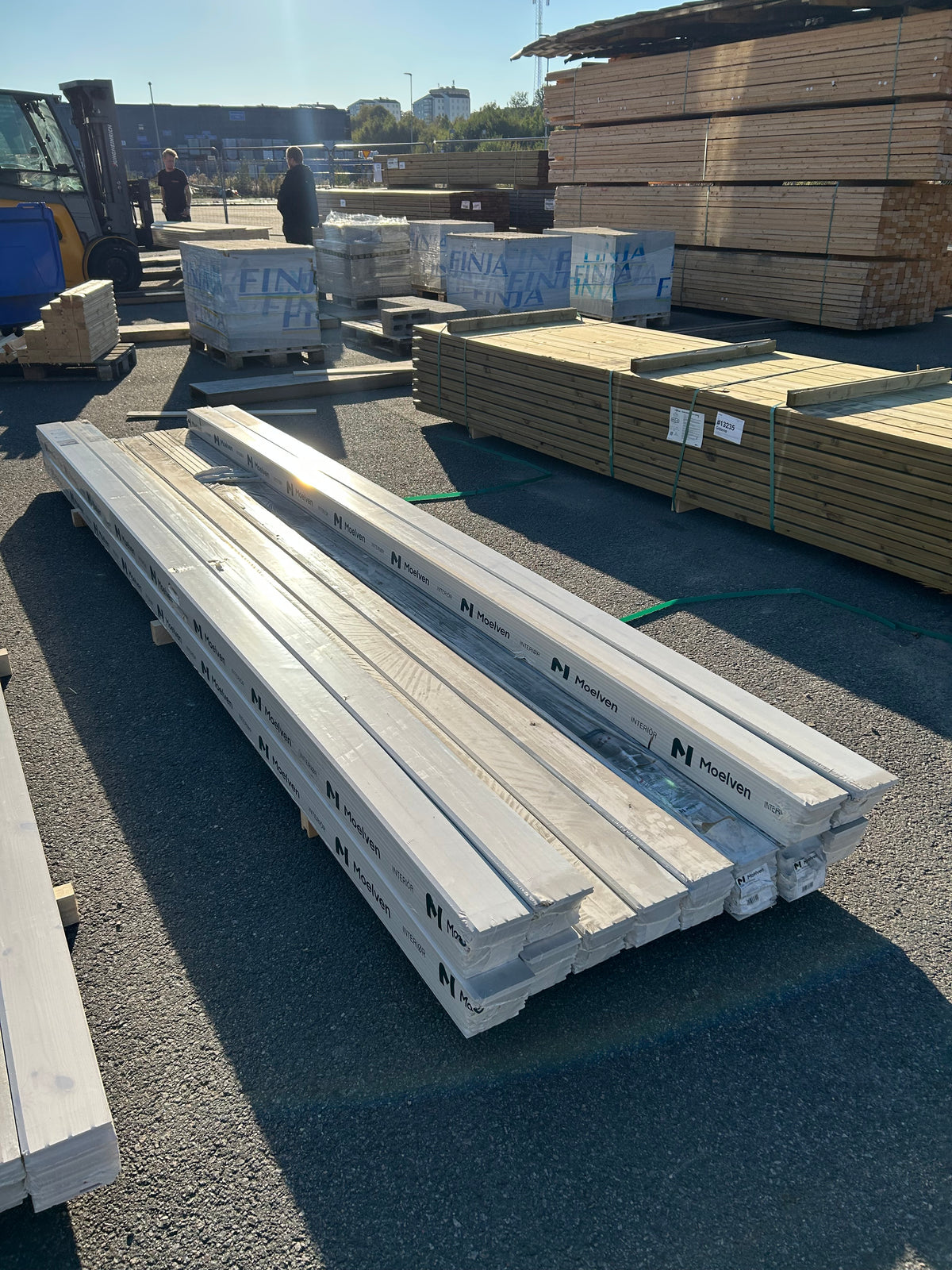 Parti Helträgolv Moelven 14×117×4200 mm – Borstad Grå, 44,4 m²