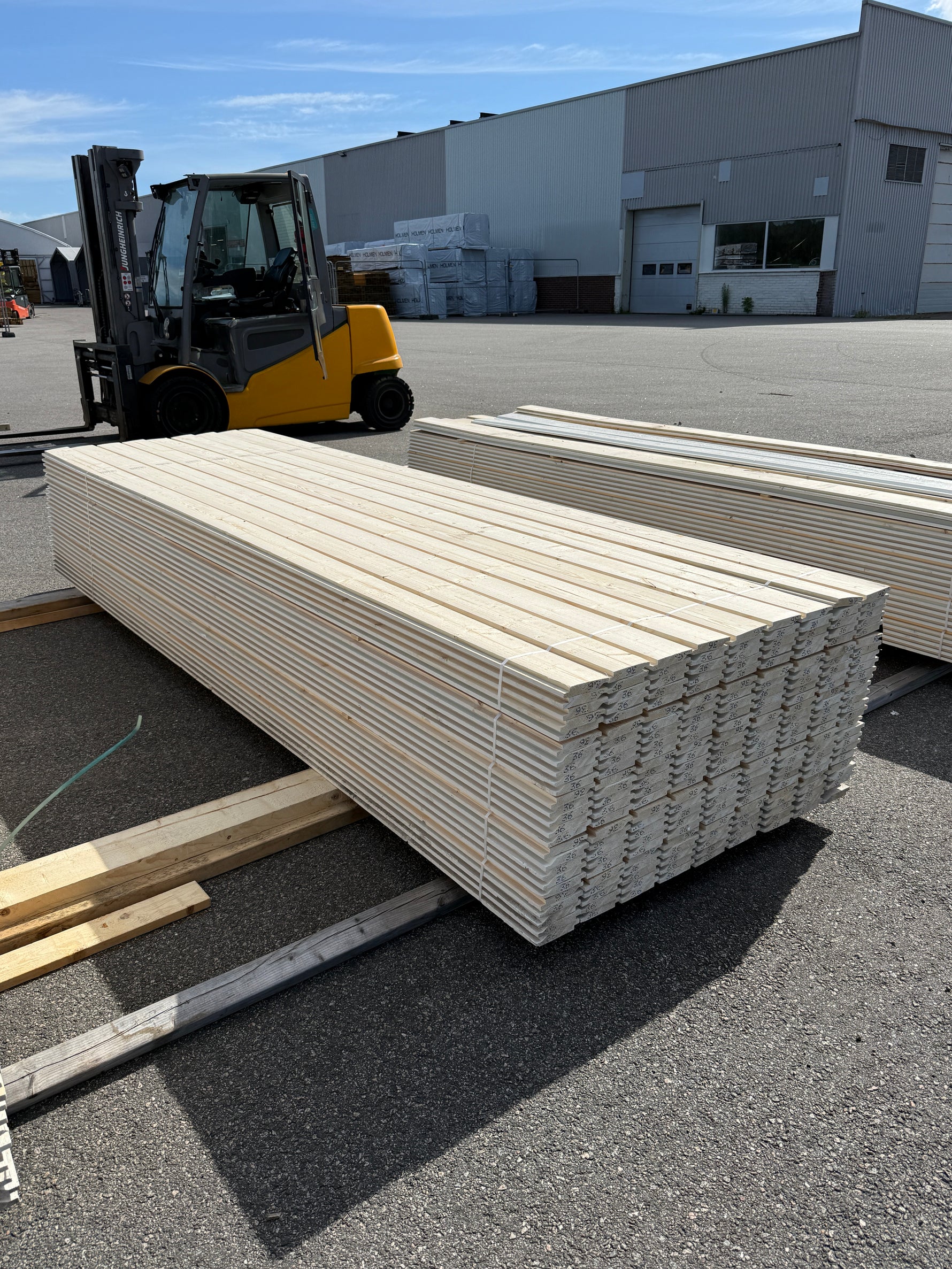 Paket Ytterpanel Enkelfas Halvspont 22x120mm, 225st 3.60m Grundmålad Vit&nbsp;