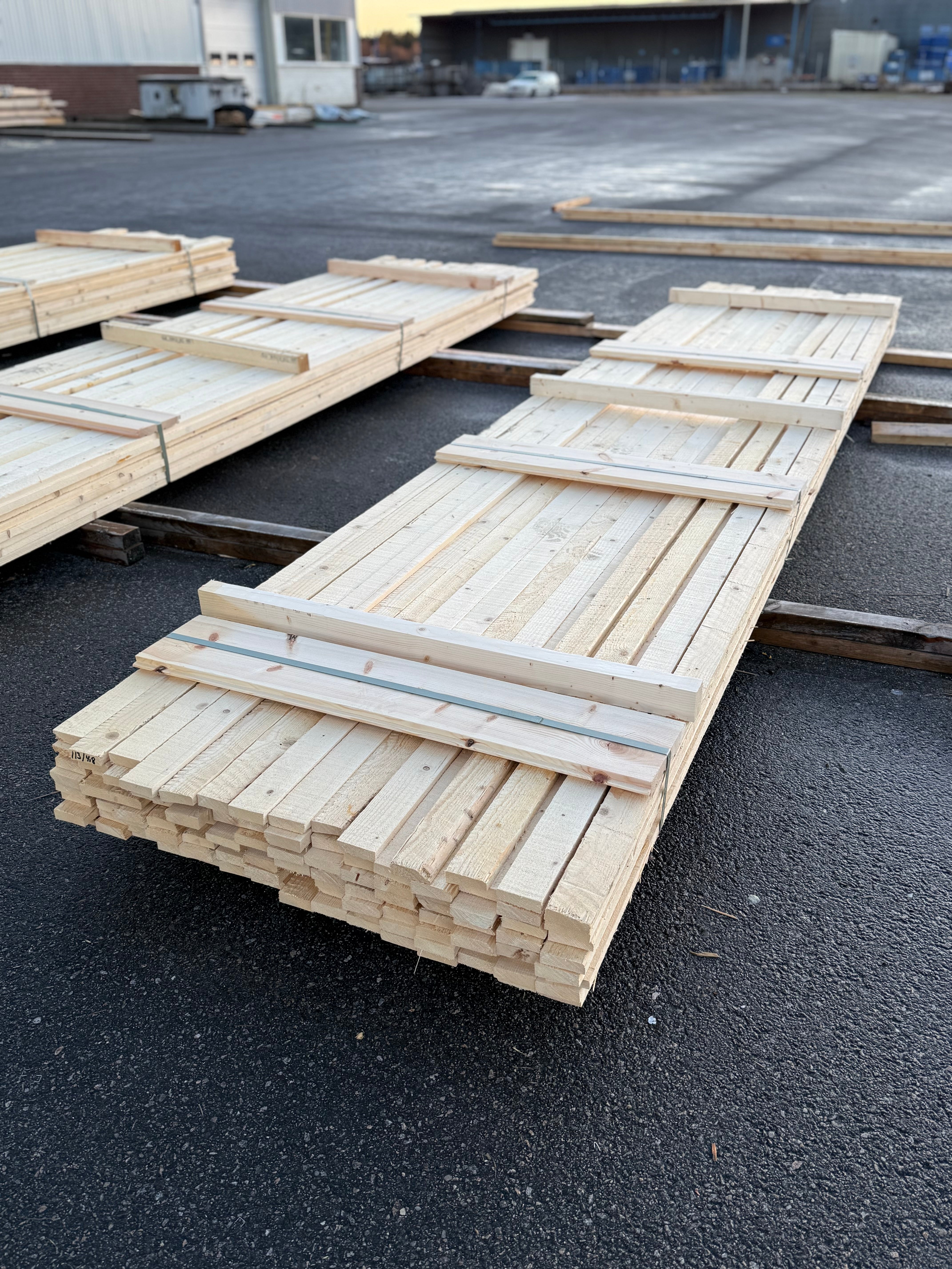 Paket Brädor 19x63mm – 113 st (4,80 m, gran, ohyvlad/råsågad)