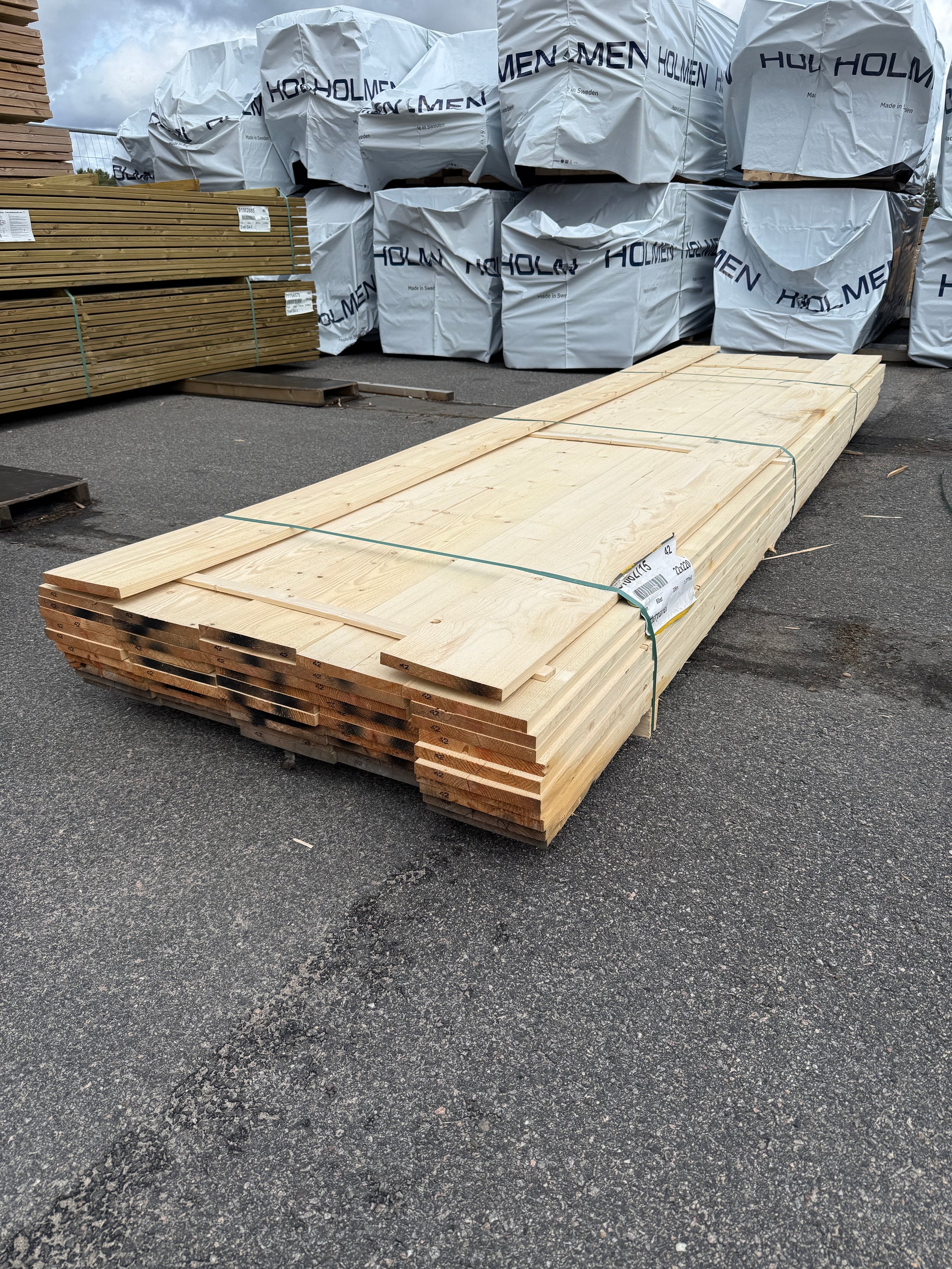 Paket Finsågade Brädor 22x220 mm – 4,20 m 52st (Obehandlad)