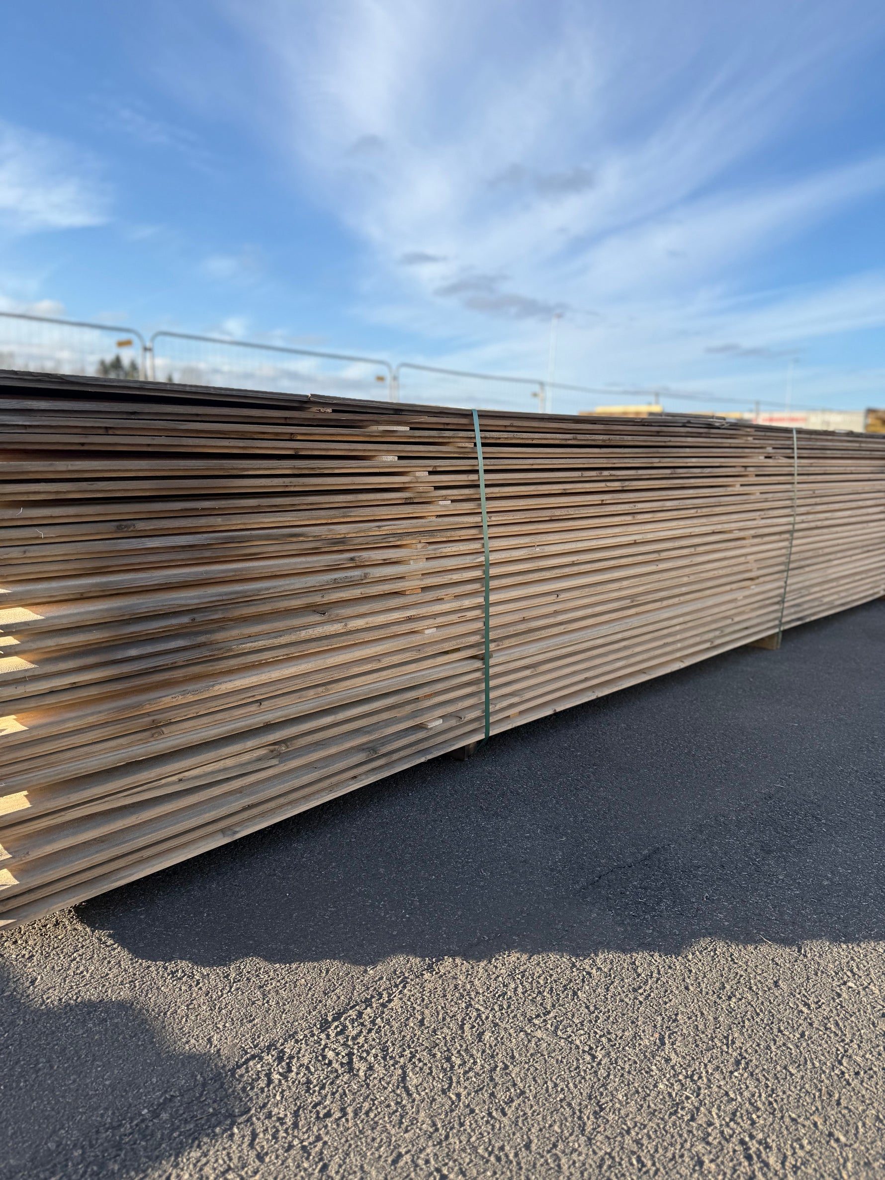 Paket Ytterpanel Enkelfas Fals Ändspont 22x120mm – 250 st 5,40 m - Spirec