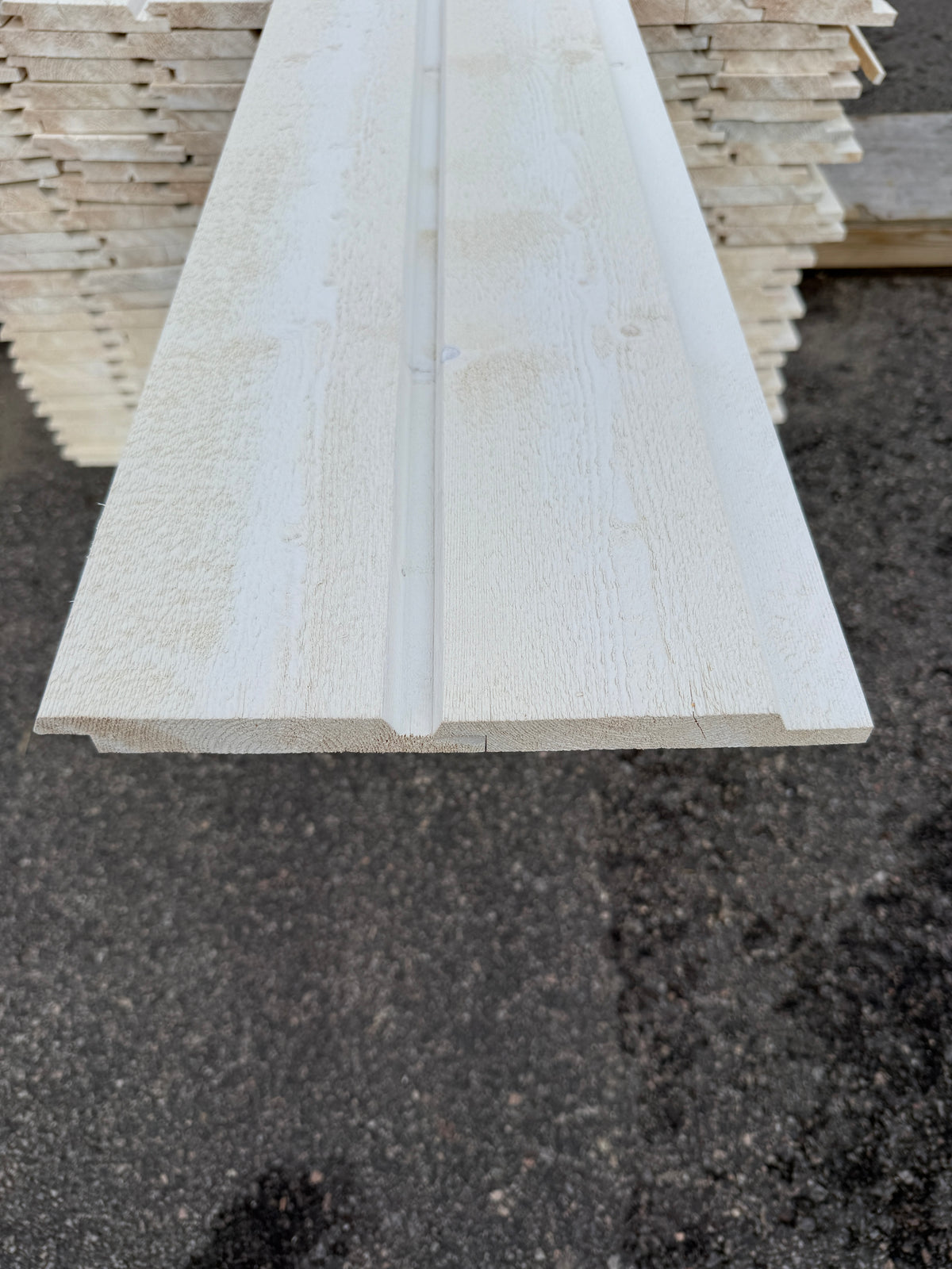 Falsad Spårpanel 22x145mm 4,50m – Grundmålad (Säljs per styck)
