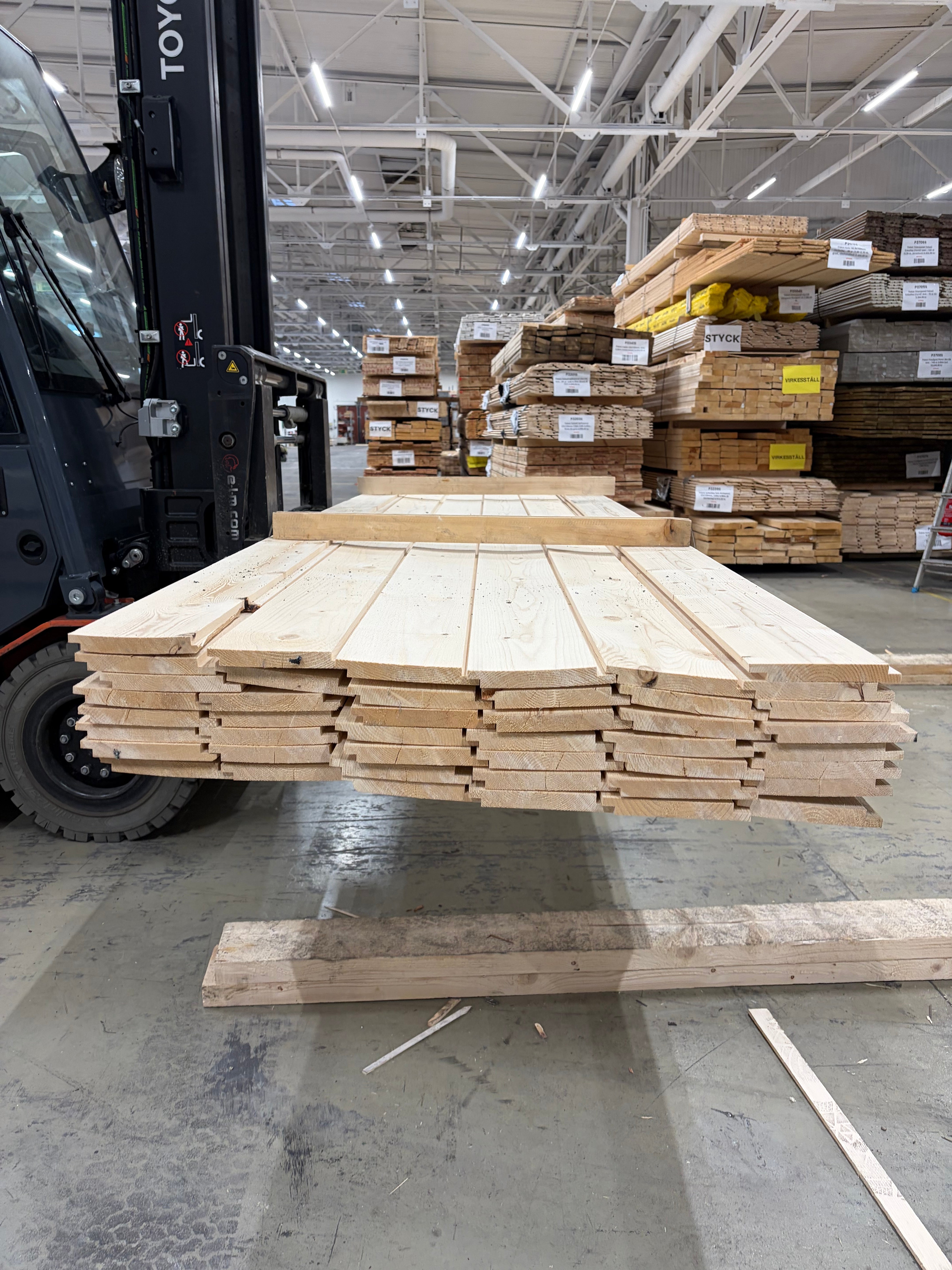 Paket Ytterpanel Hakfals 22×170 – 44 st (4.20 m) Obehandlad