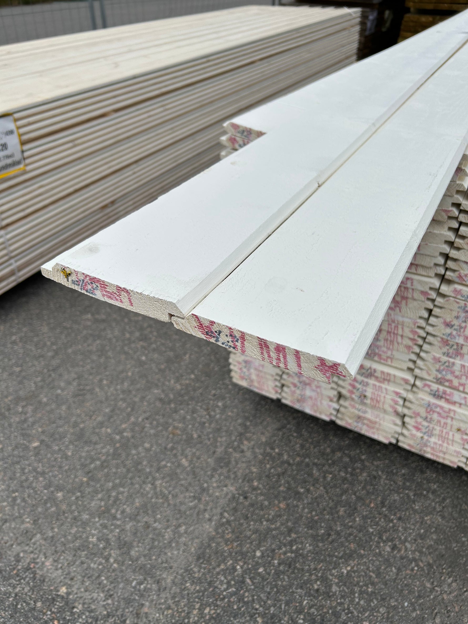 Paket Dubbelfas Halvspont 22x145mm 4,20m 205st Mellanstruken