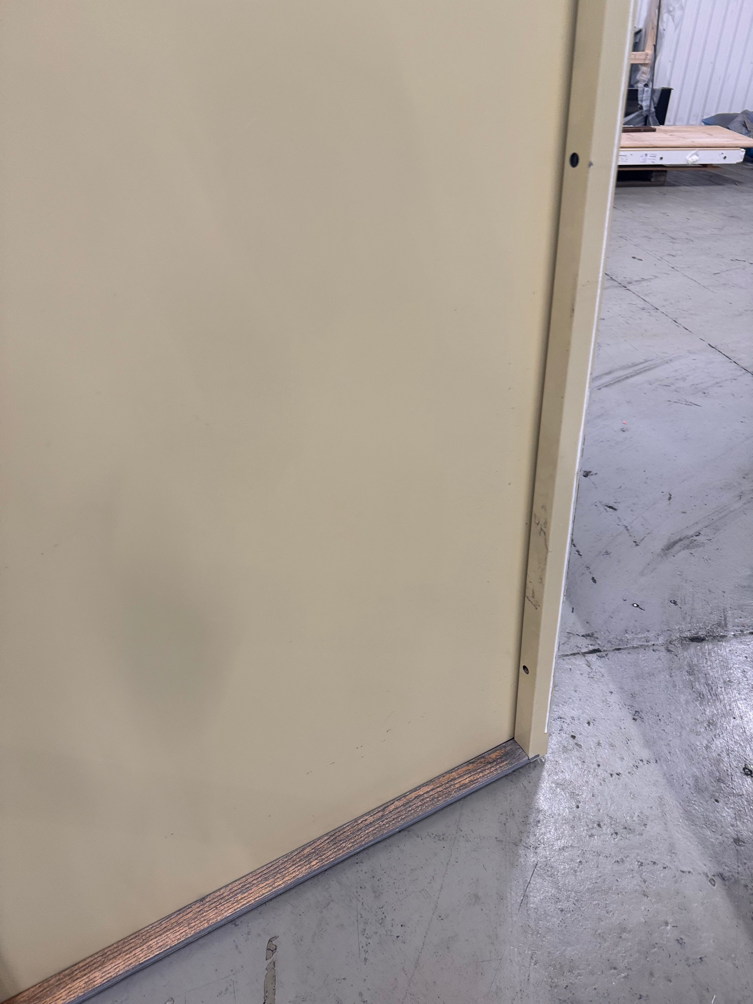 Lägenhetsdörr / Ståldörr Daloc – 99,5x219,5 cm (Vänsterhängd, Gul)