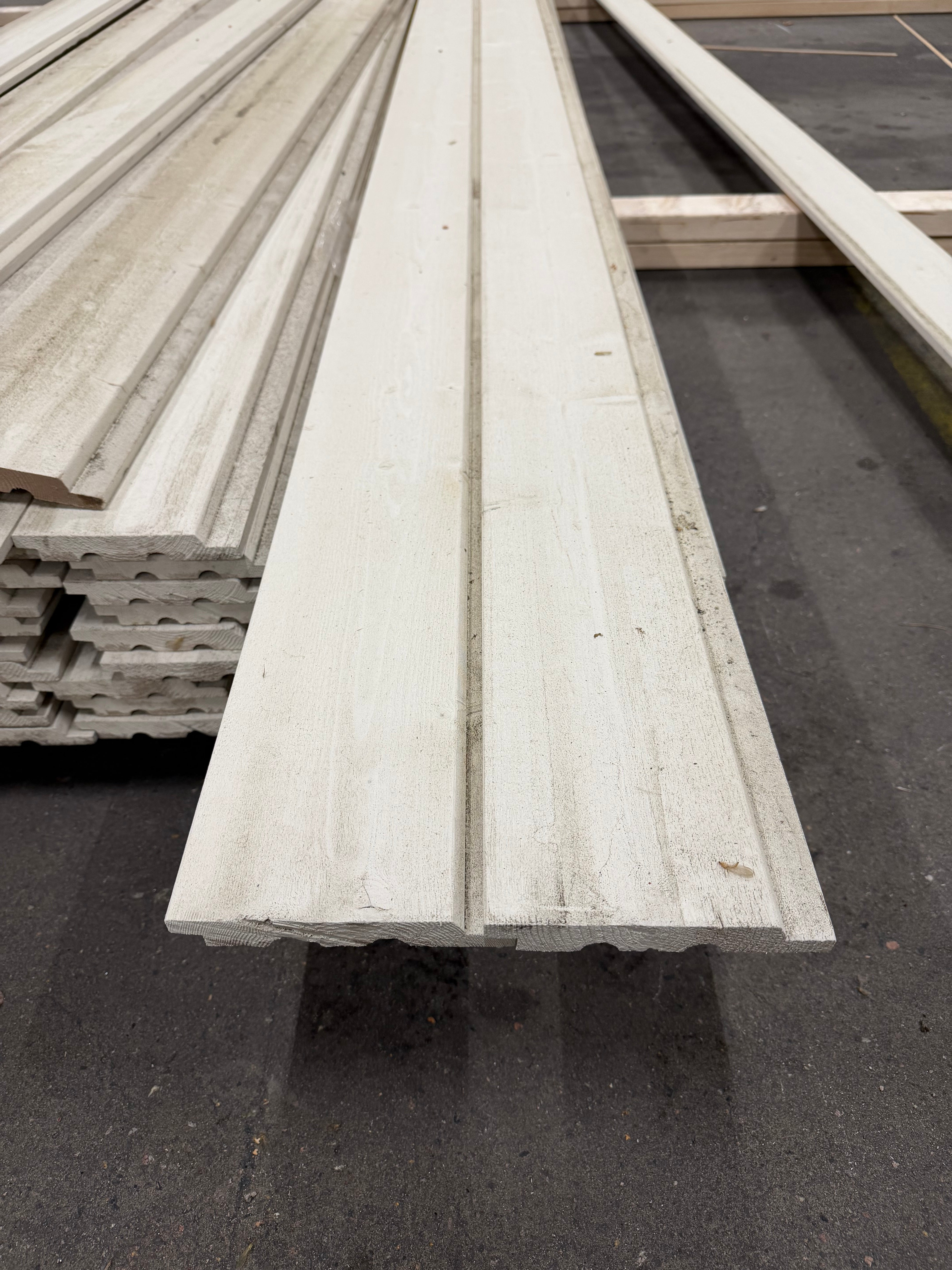 Paket Ytterpanel Falsad Enkelfas 21x147 mm – 70 st Vit