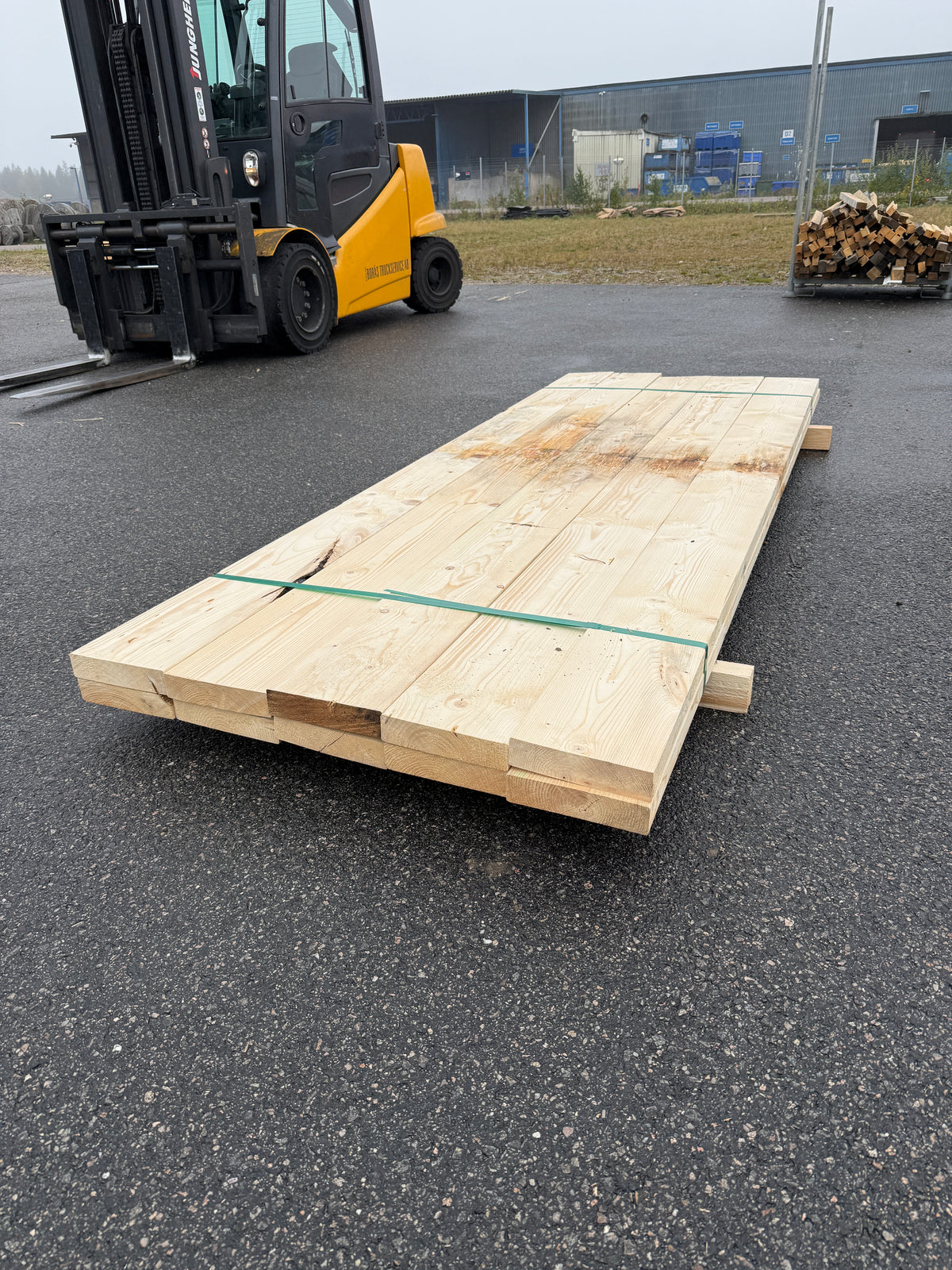 Paket Reglar 45x195mm Gran 2,70m – 10st (Fuktskada)