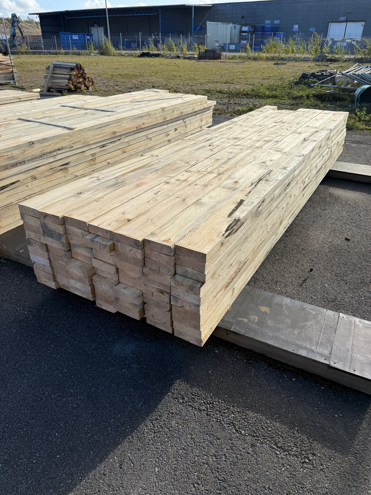 Paket Ohyvlade Reglar 47x150mm (3,90–4,20m) 70st- Fuktskadat