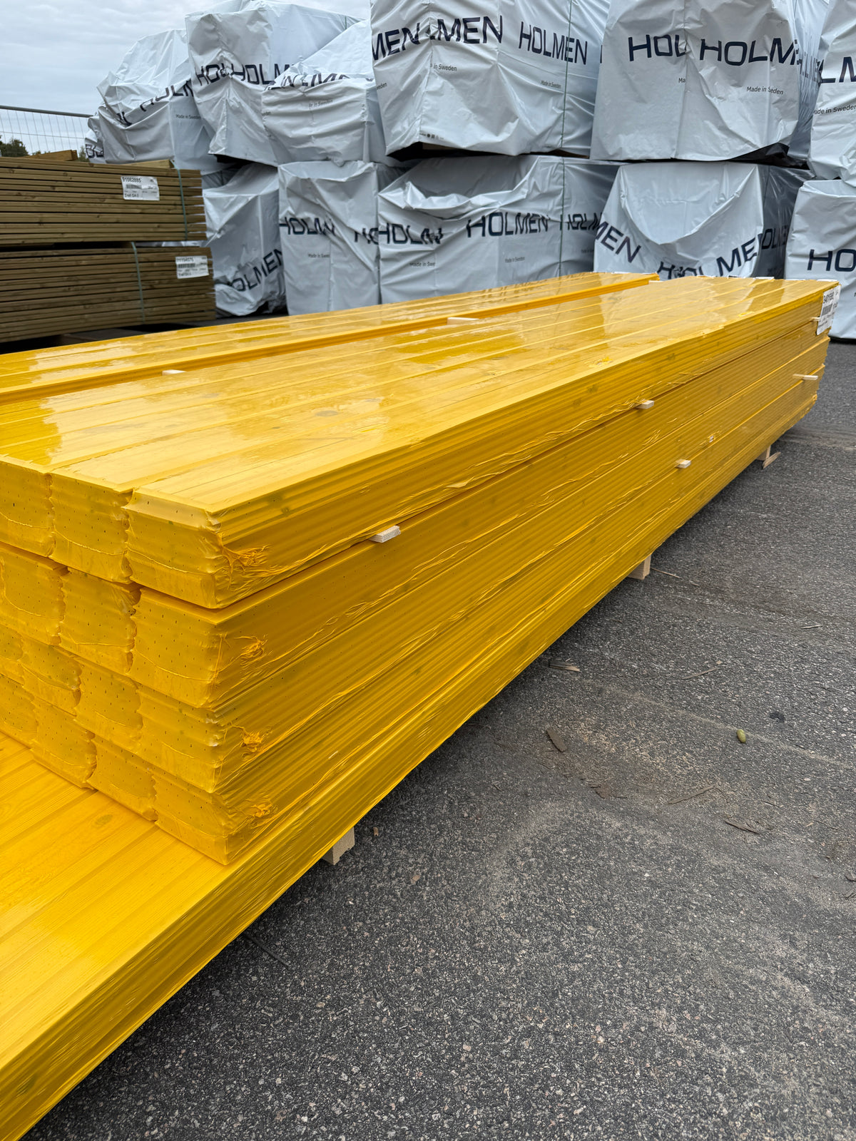 Parti Spårpanel 13x120 mm – Furu 2.90-4.80m (Sekunda) 135,4kvm