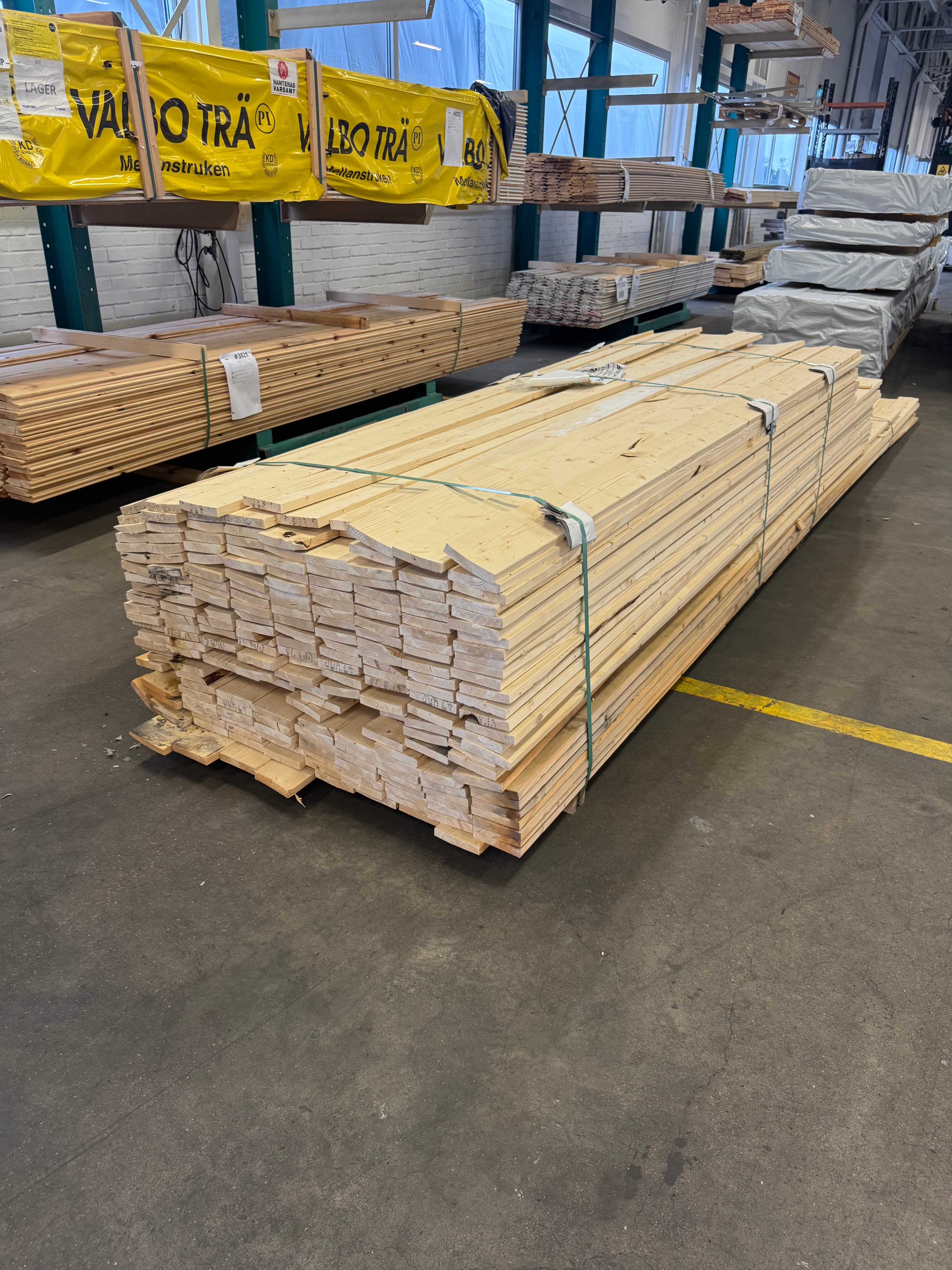 Paket Finsågad 22x120 B-sortering
