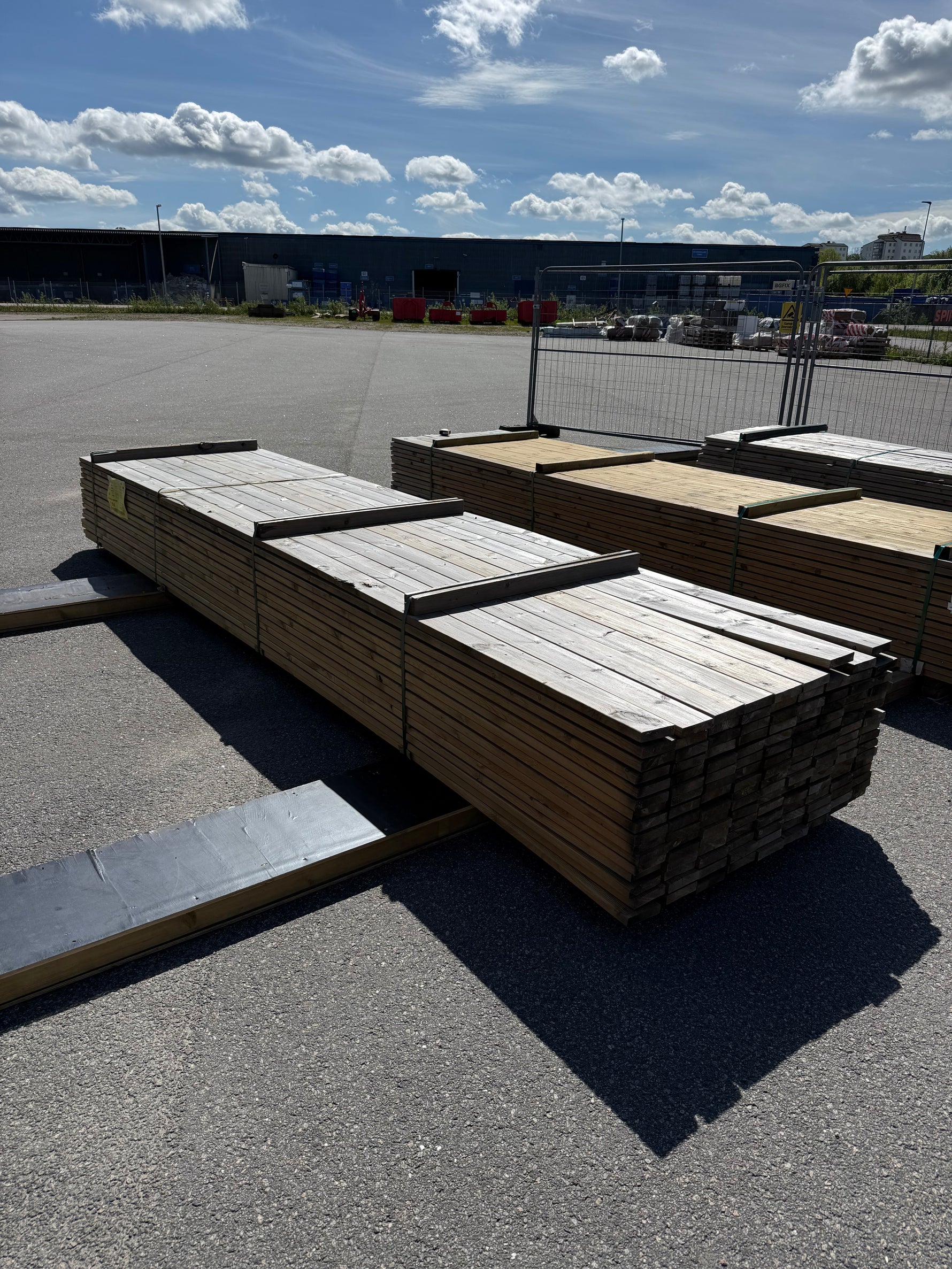 Paket Tryckimpregnerad Rillad Trall 28x120mm, 144st 4.80m