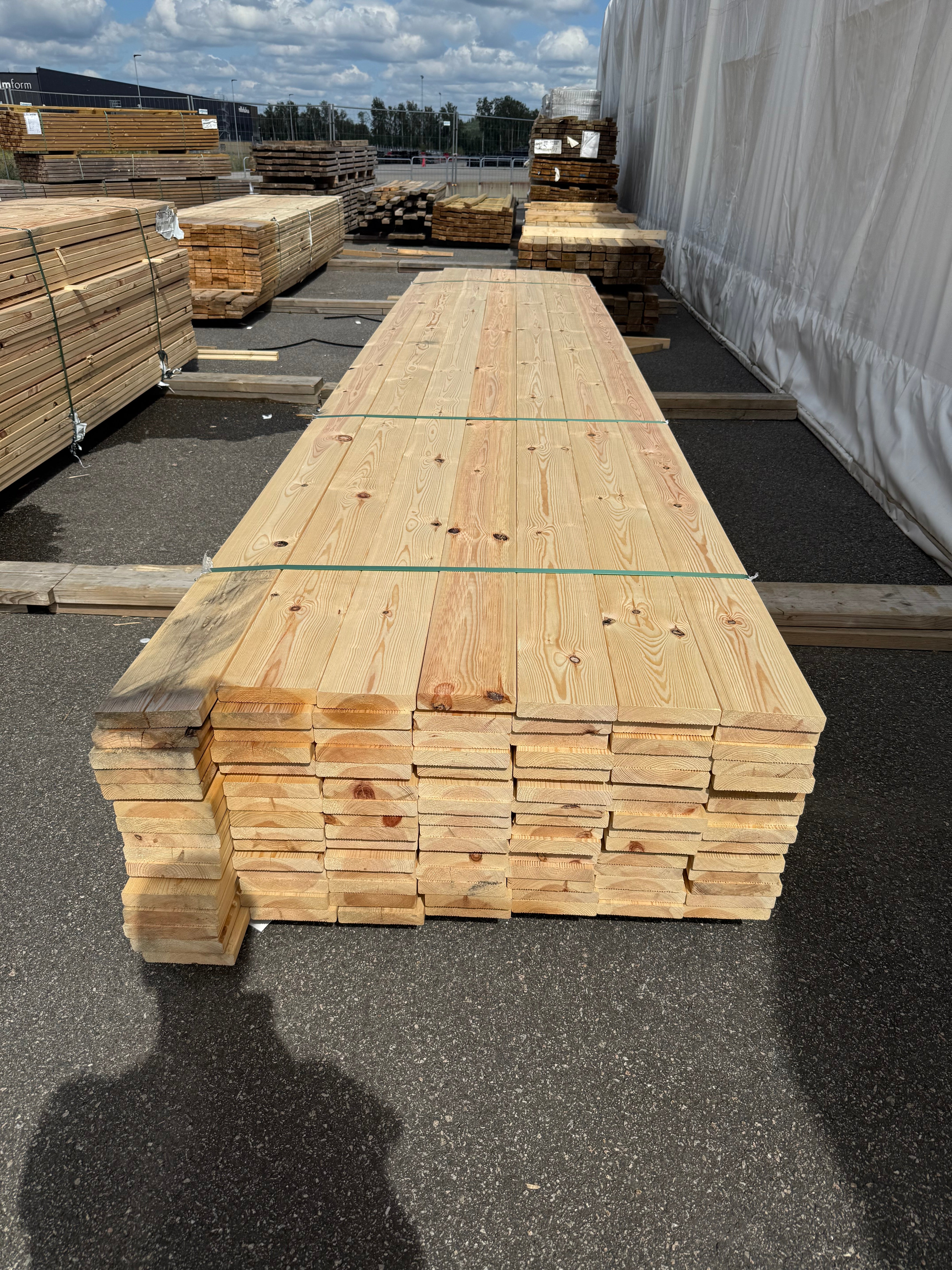 Paket Rillad Trall Furu 4.80m 105st Sekunda
