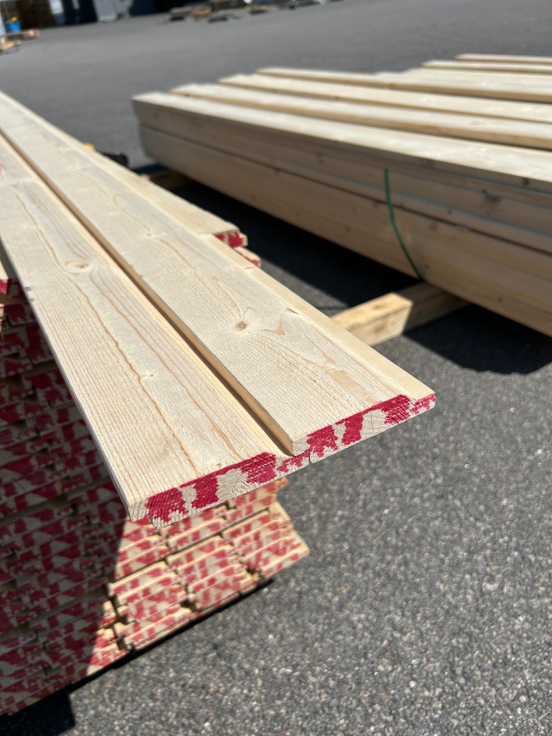 Paket Ytterpanel Enkelfas Halvspont 22x95mm 275st Gran 3.0m