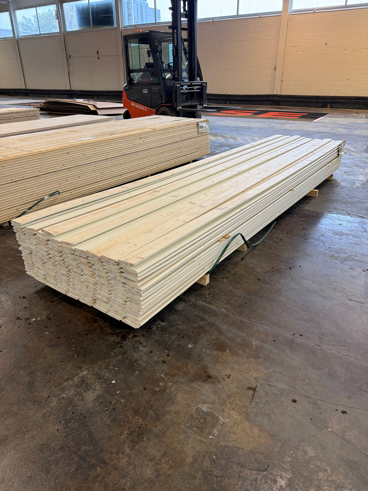 Paket Dubbelfas Halvspont 22x120mm 4.20m 155st Mellanstruken