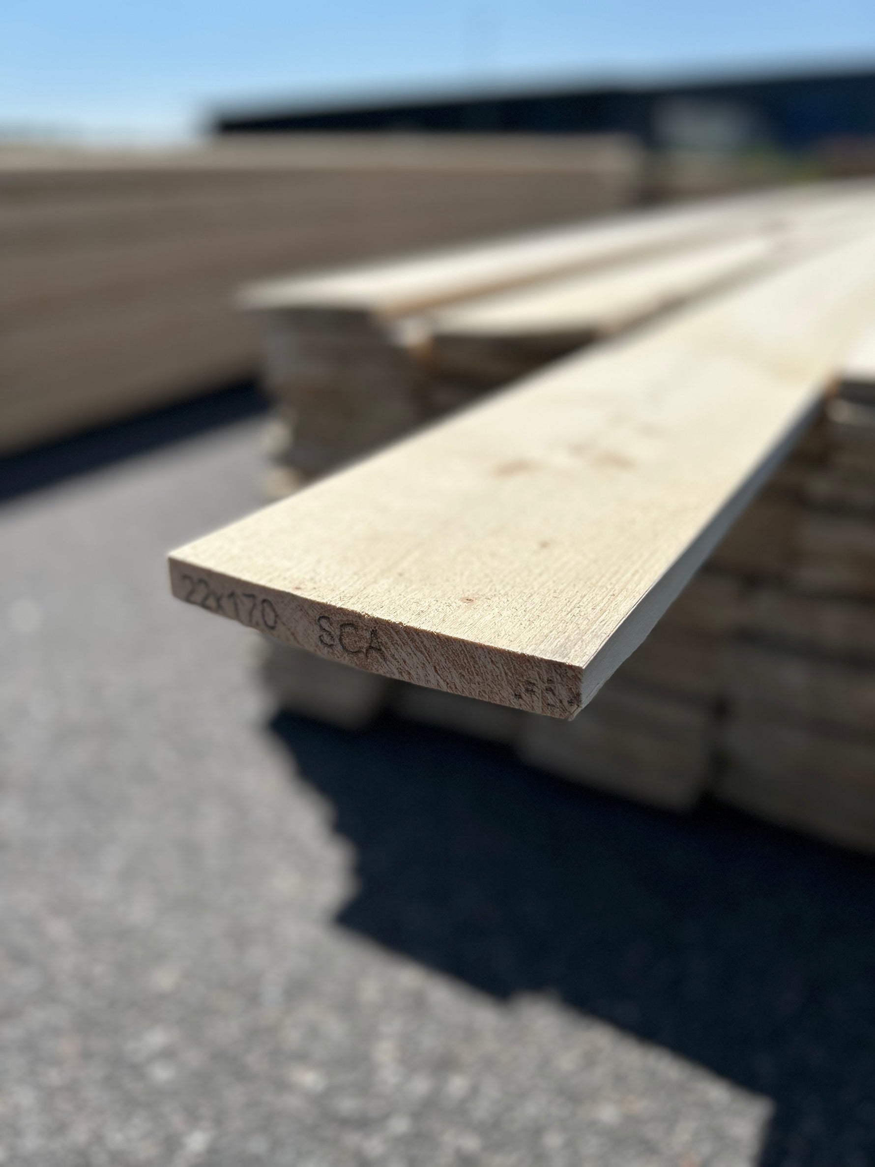 Paket Finsågade Brädor 22x170mm 5.40m 98st Obehandlade (Andra- sortering)