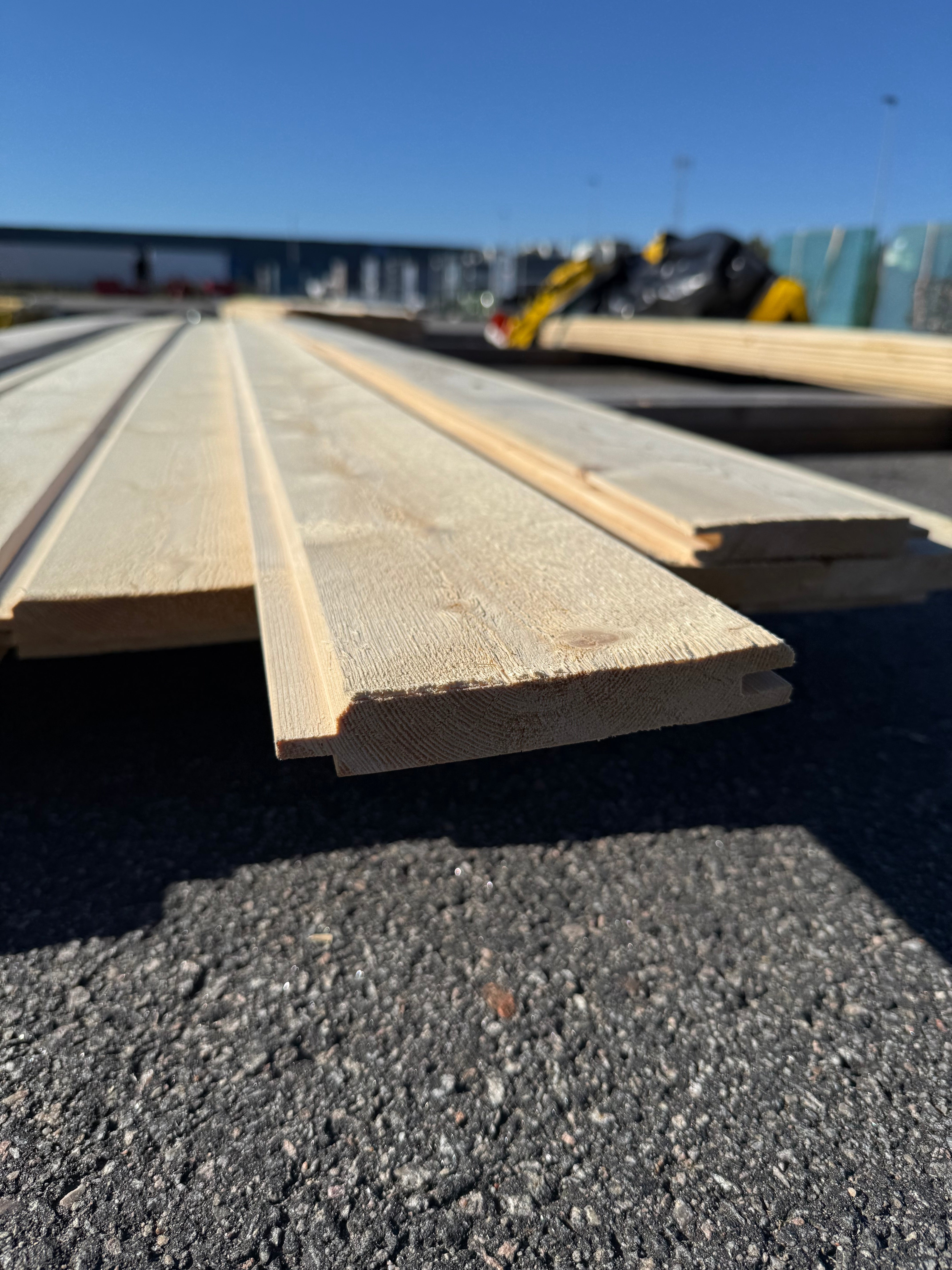 Paket Ytterpanel 22x145mm – 17 st (5,10 m, gran, obehandlad)
