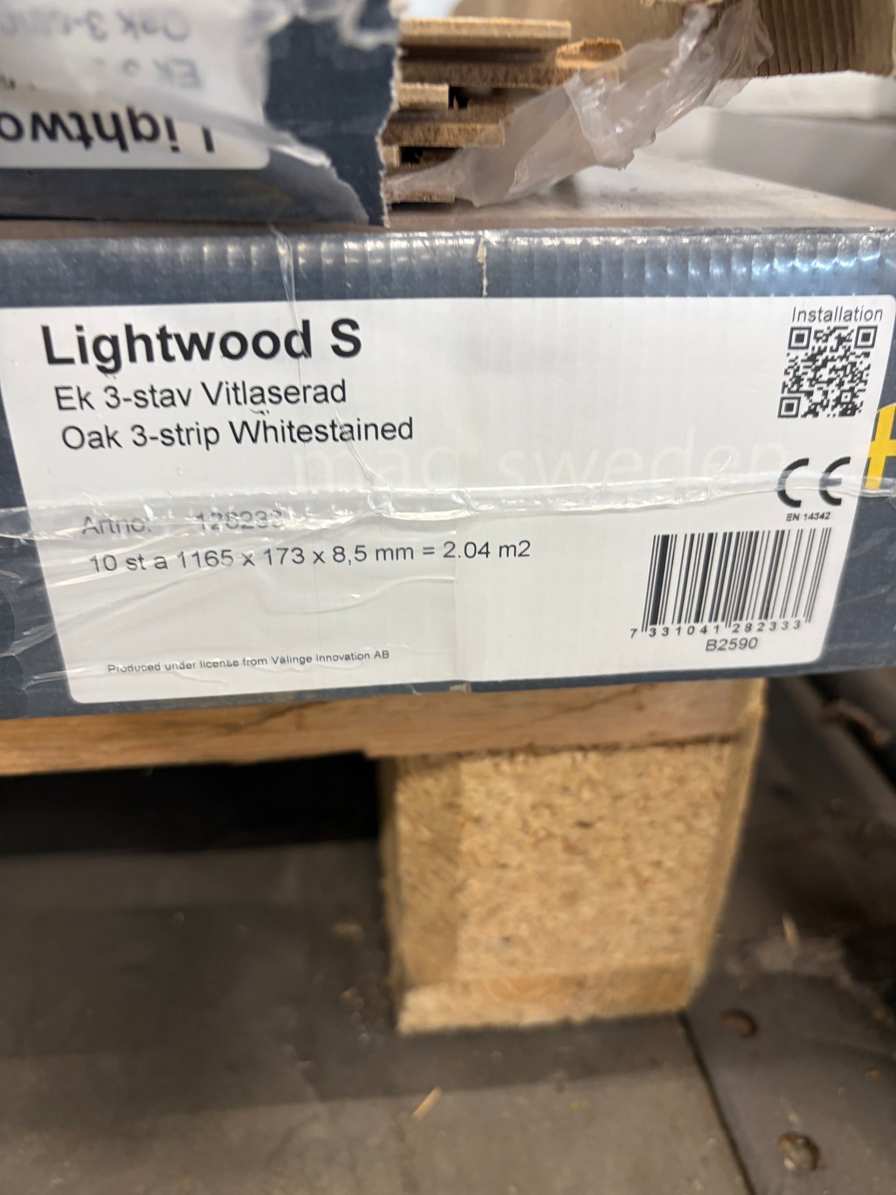 Parti golv Lightwood S Ek 3-stav Vitlaserad – ca 12,24 kvm