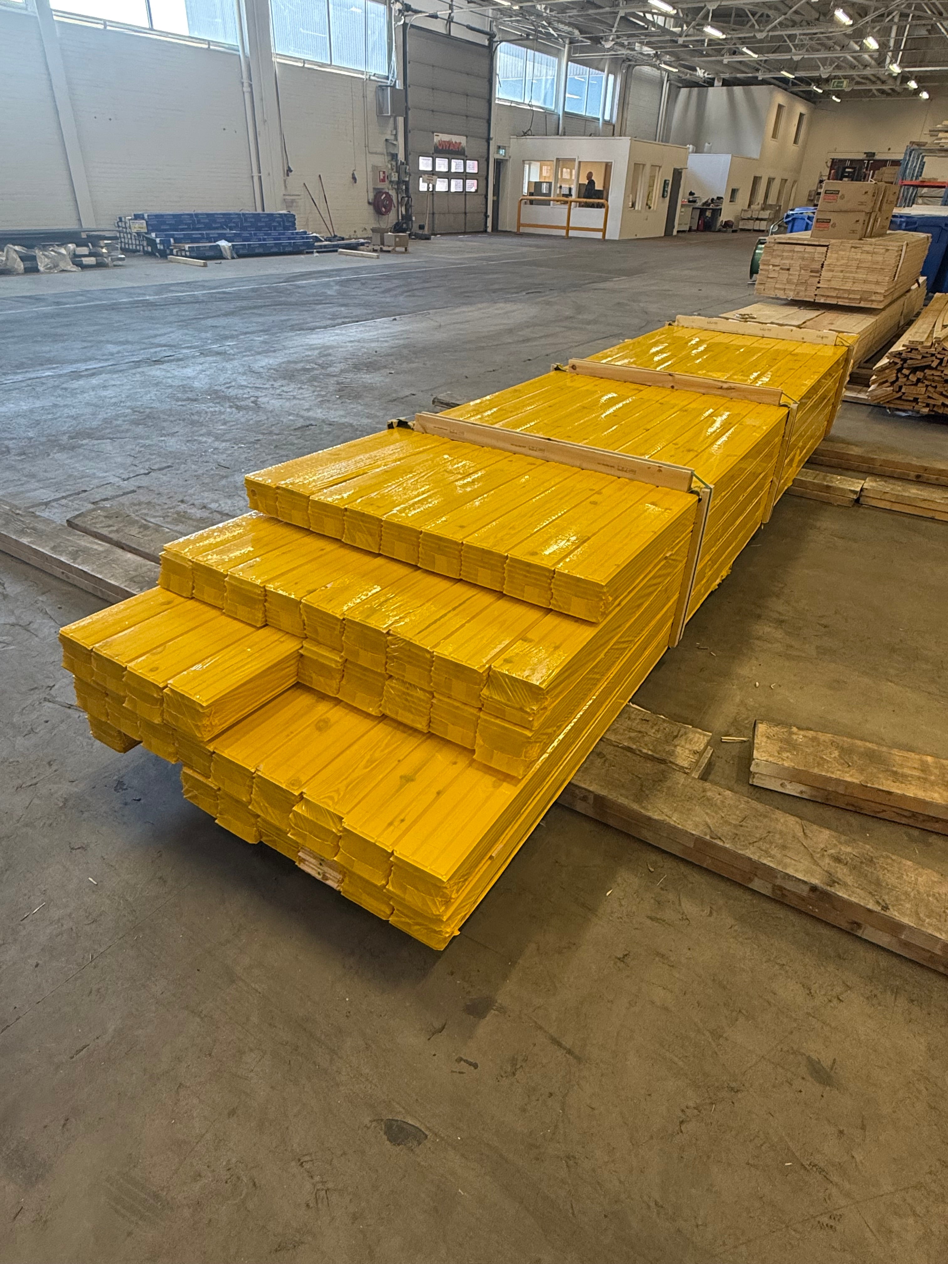 Spårpanel 13x120mm 120kr/kvm furu- Sekunda